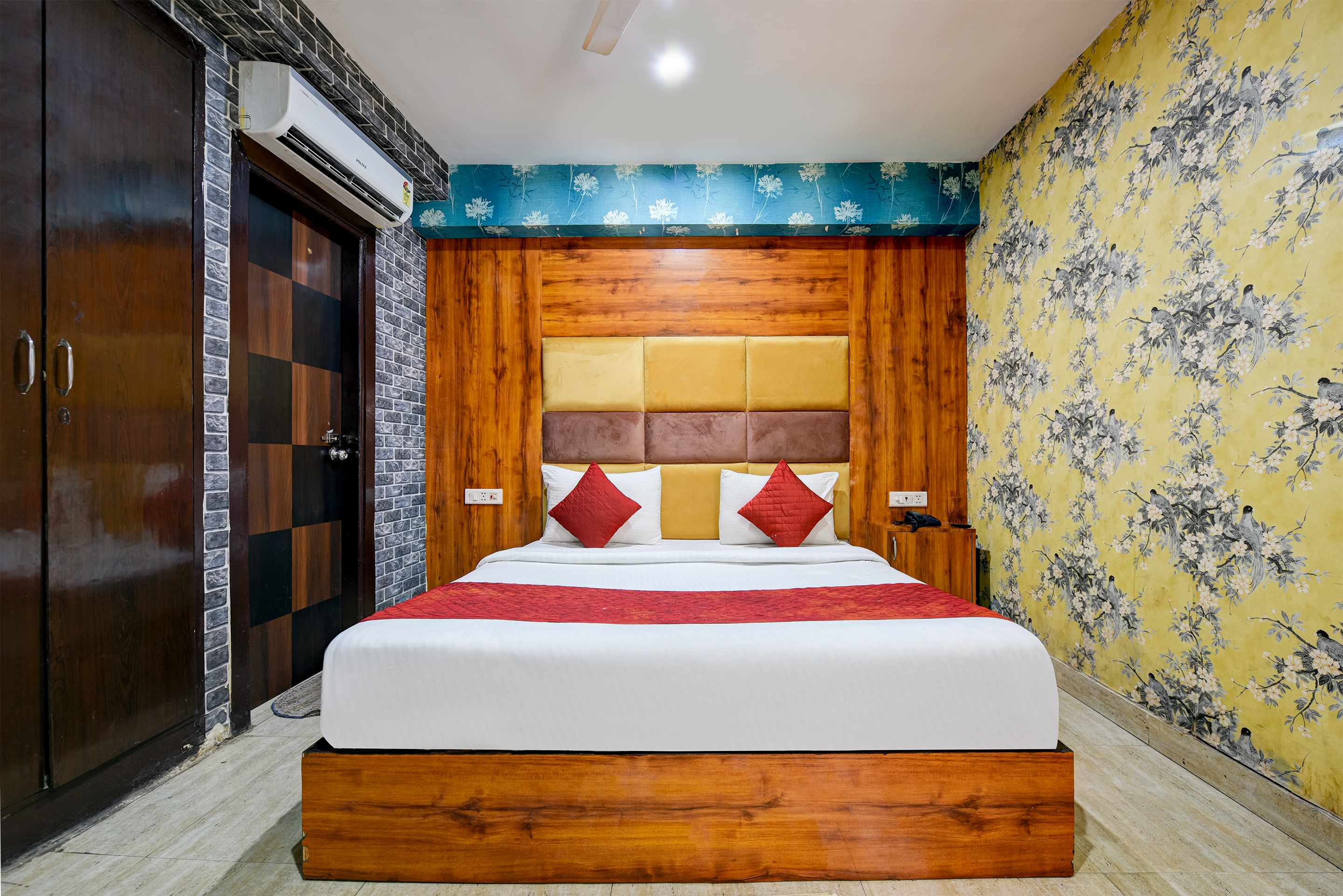 Double or Twin Superior