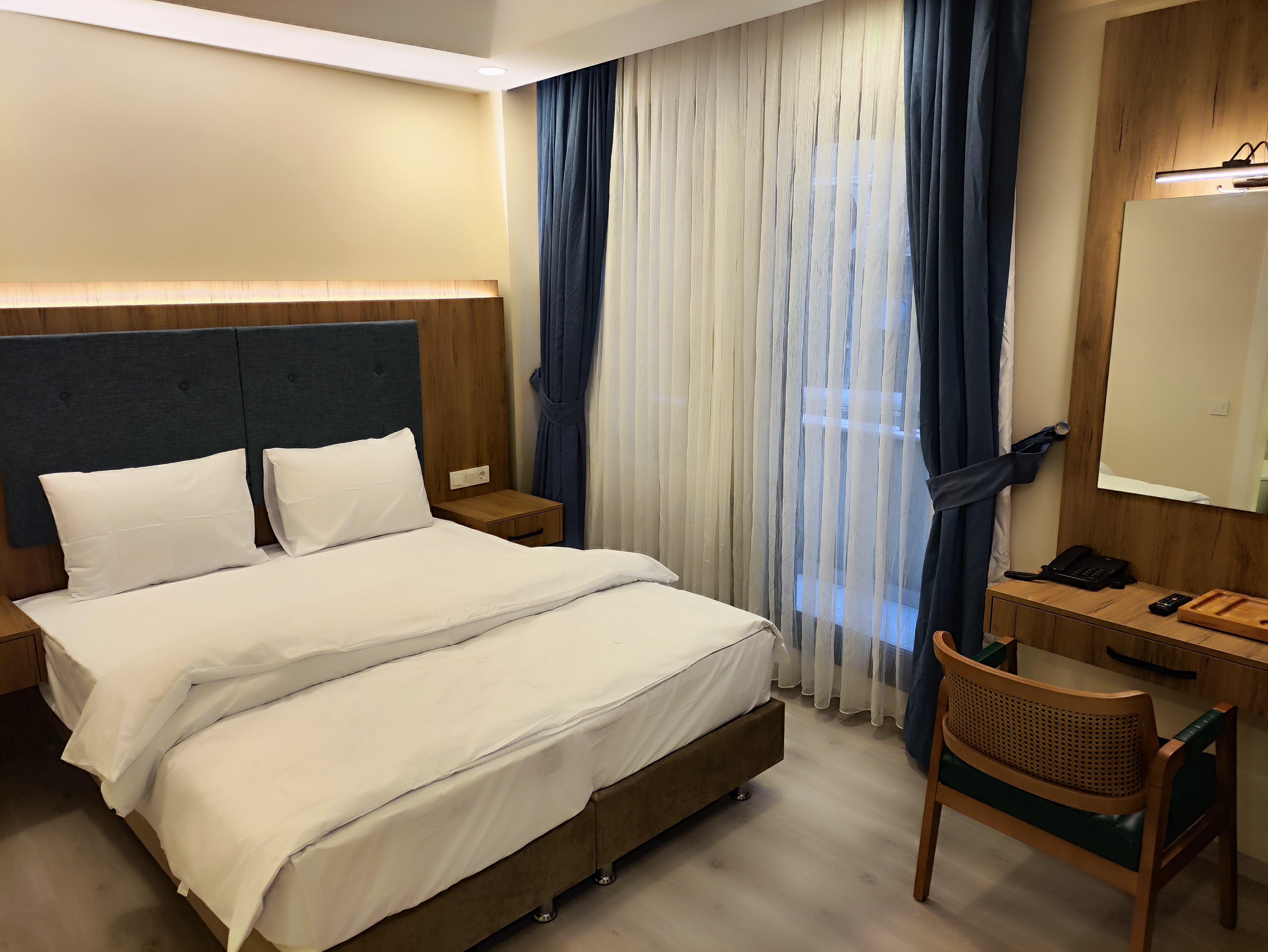 Double or Twin Deluxe