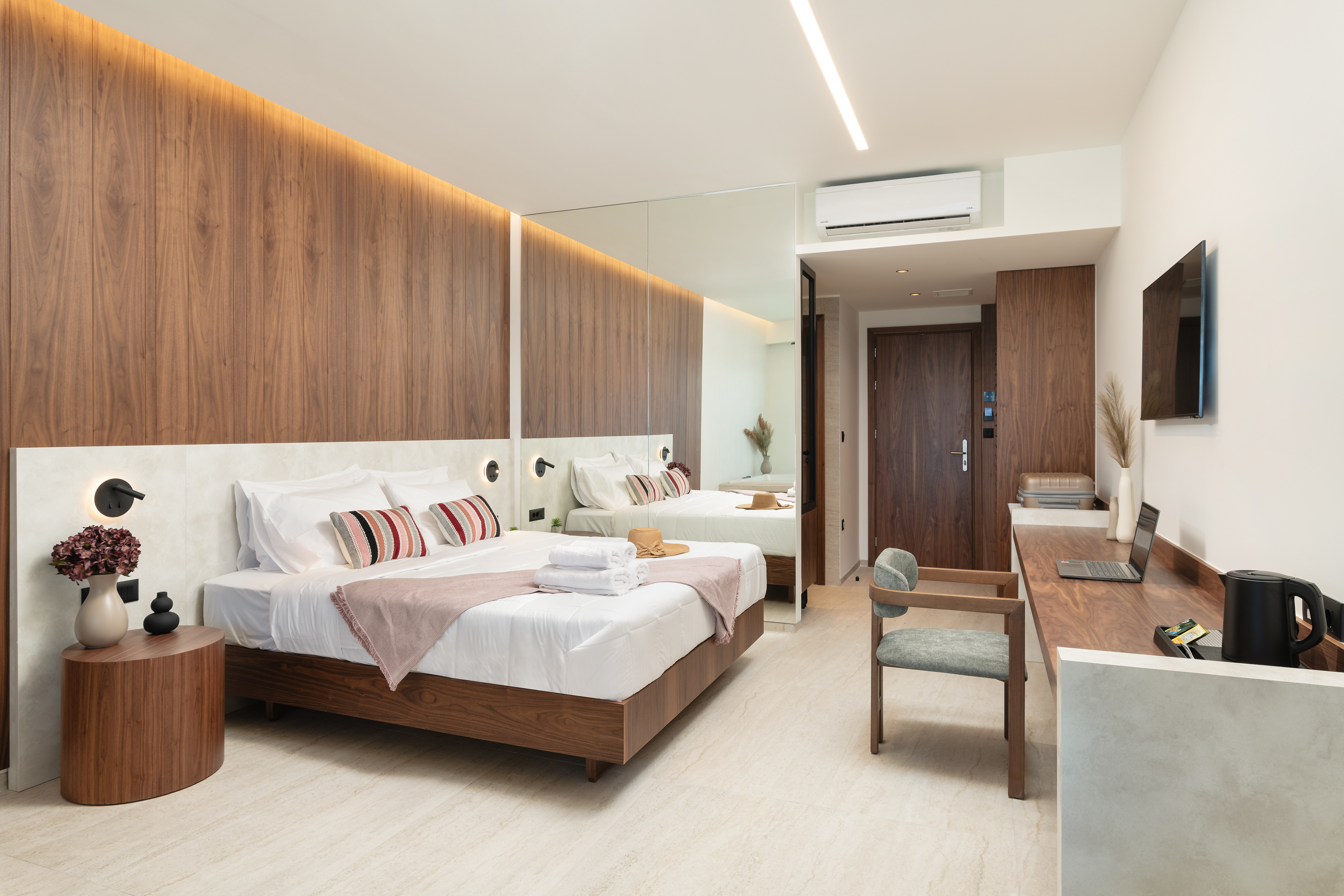 Junior Suite with Balcony