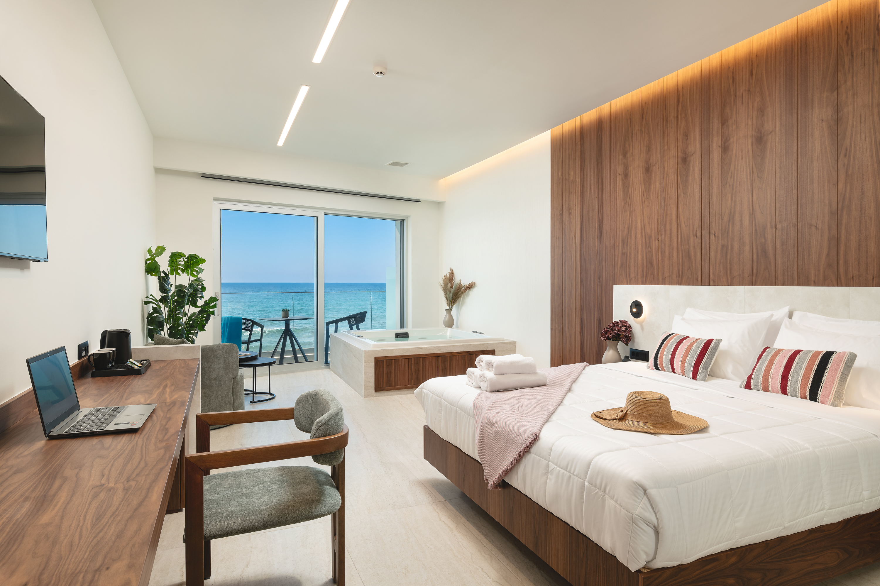 Junior Suite with Balcony