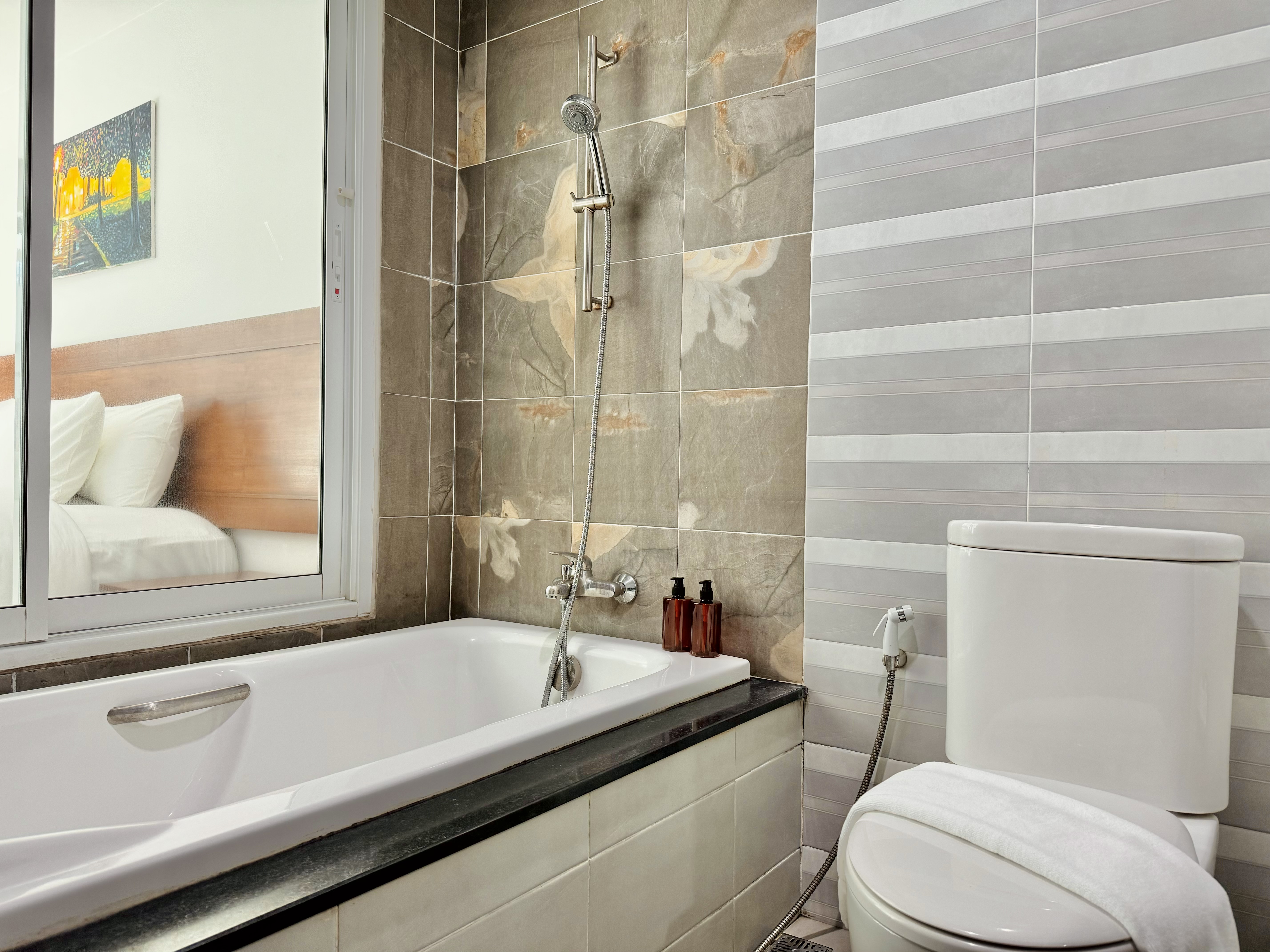 Double or Twin Deluxe