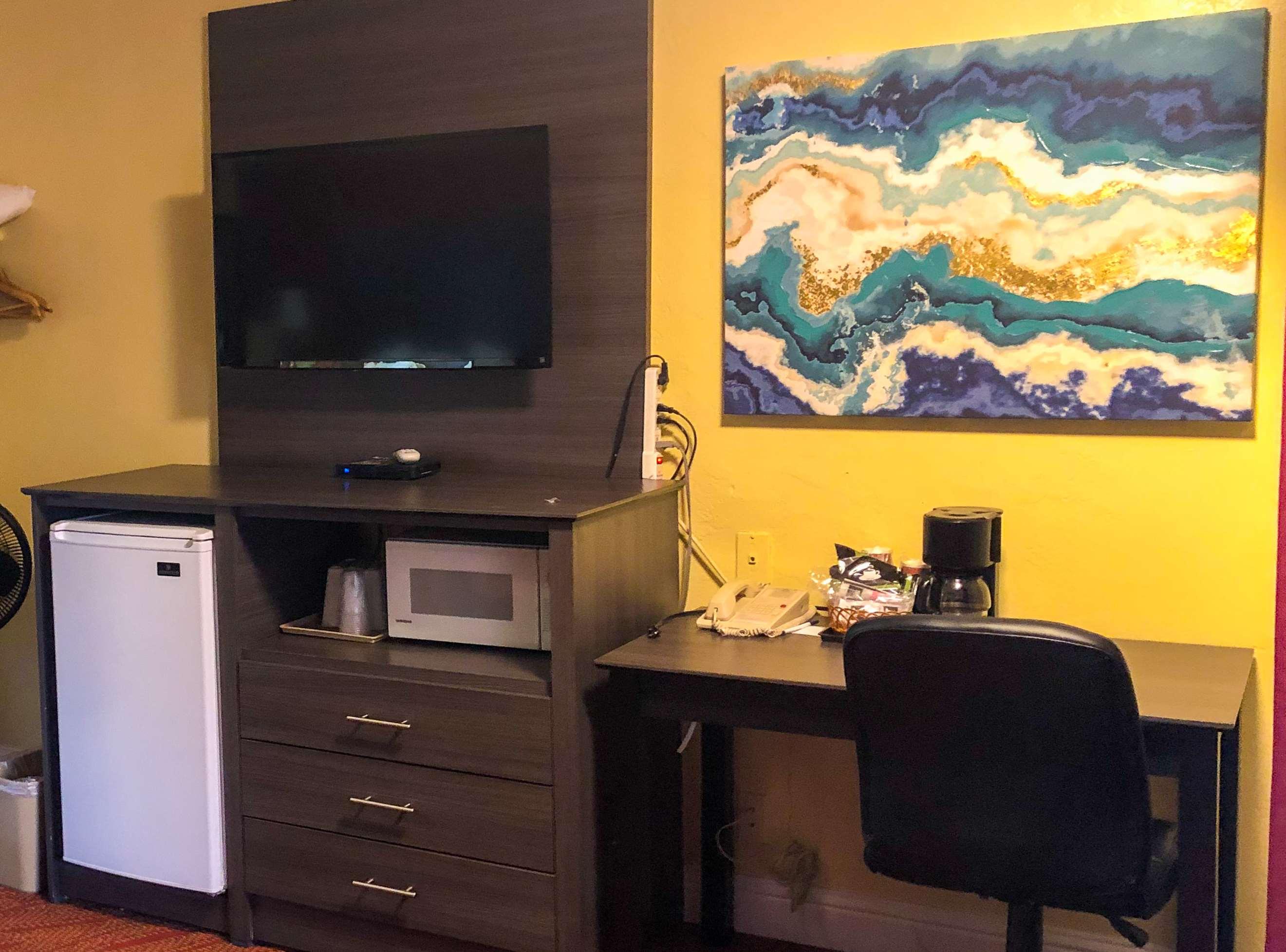 Double Accessible-two Queen Beds