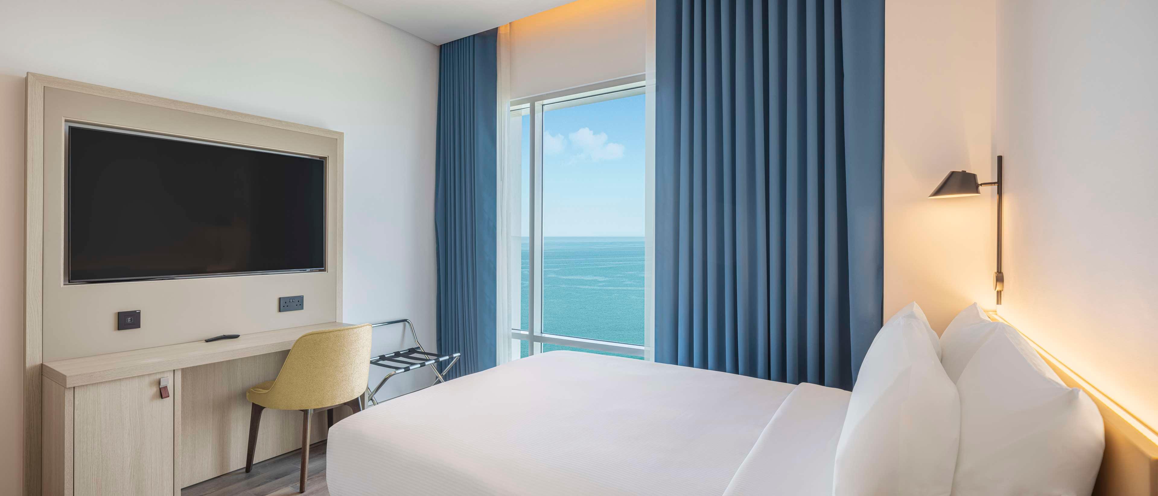 Double Queen Size Bed