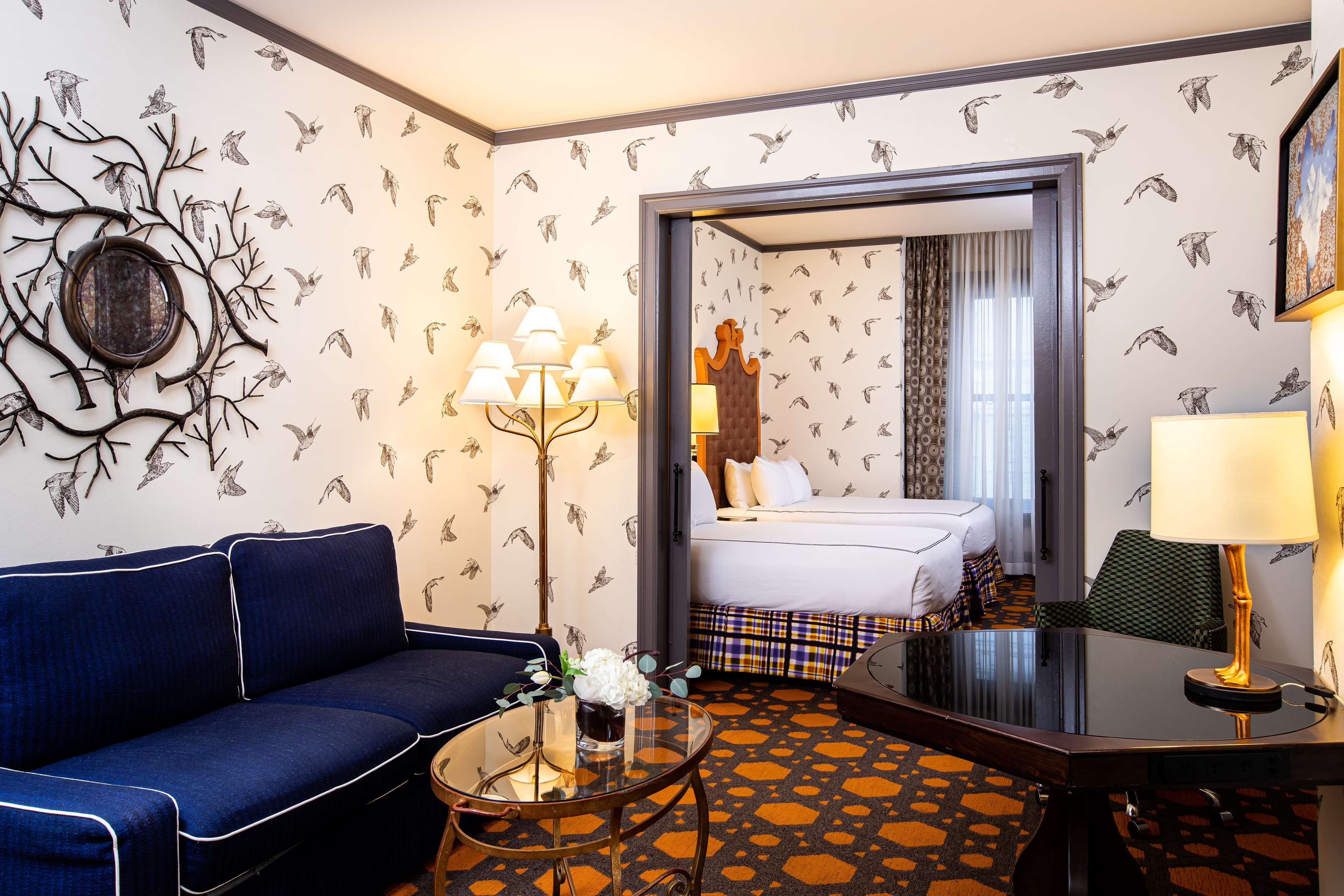 Suite Queen Size Bed