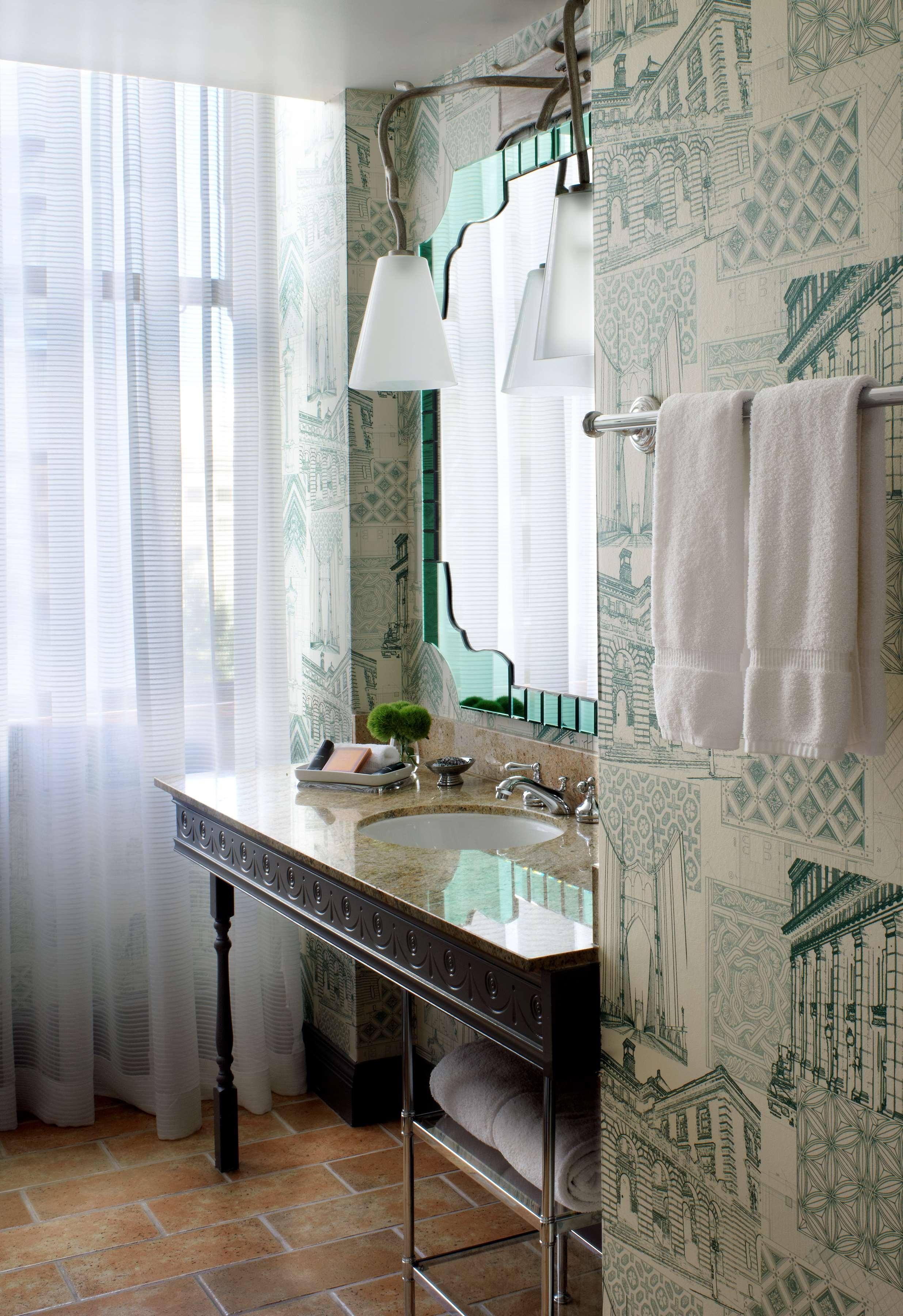 Suite Two Queen Beds