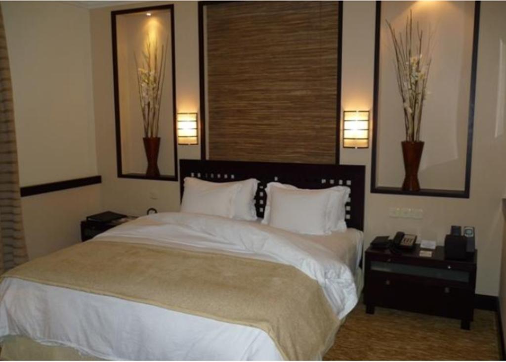 Double or Twin Standard