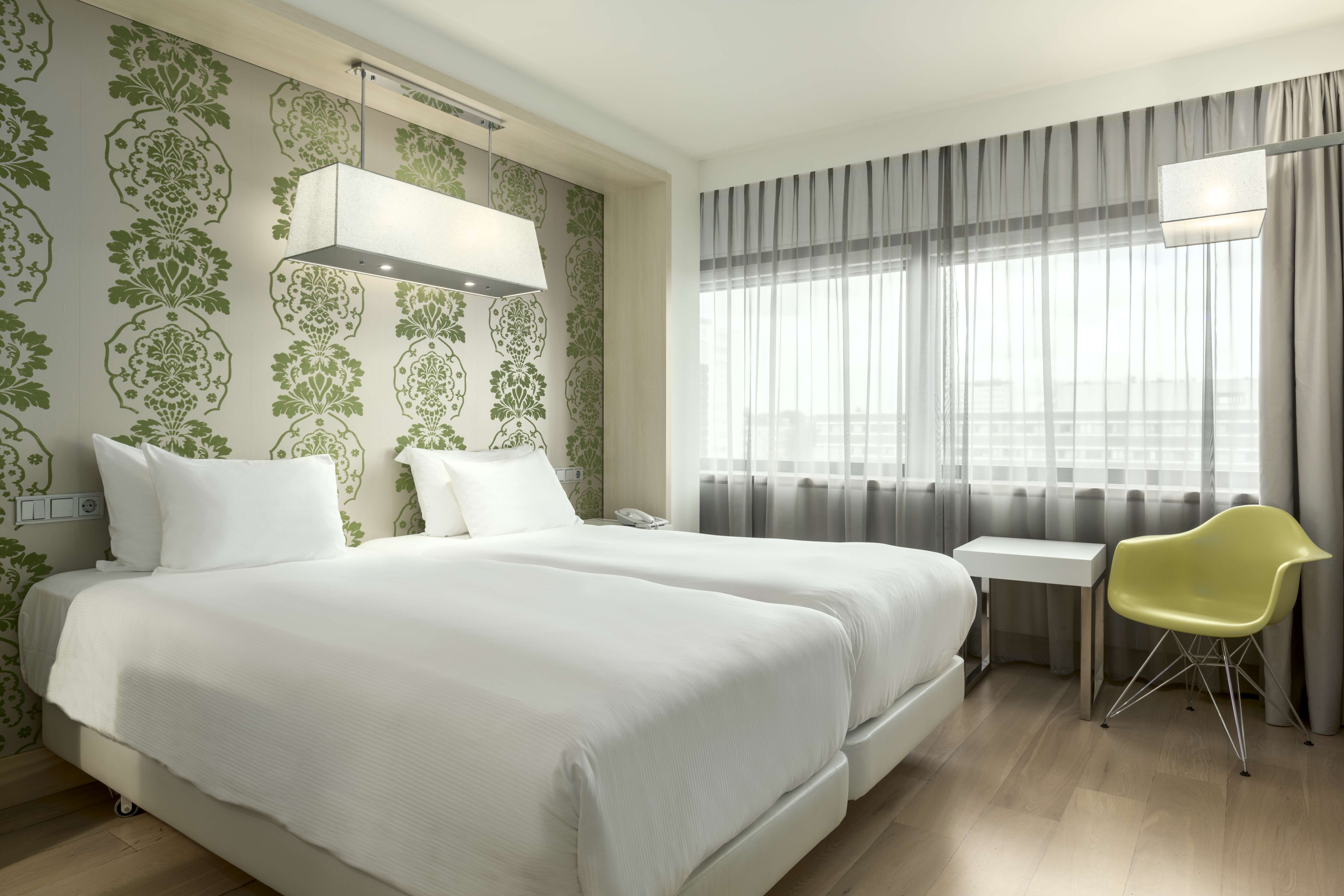 Family Room Connecting Room