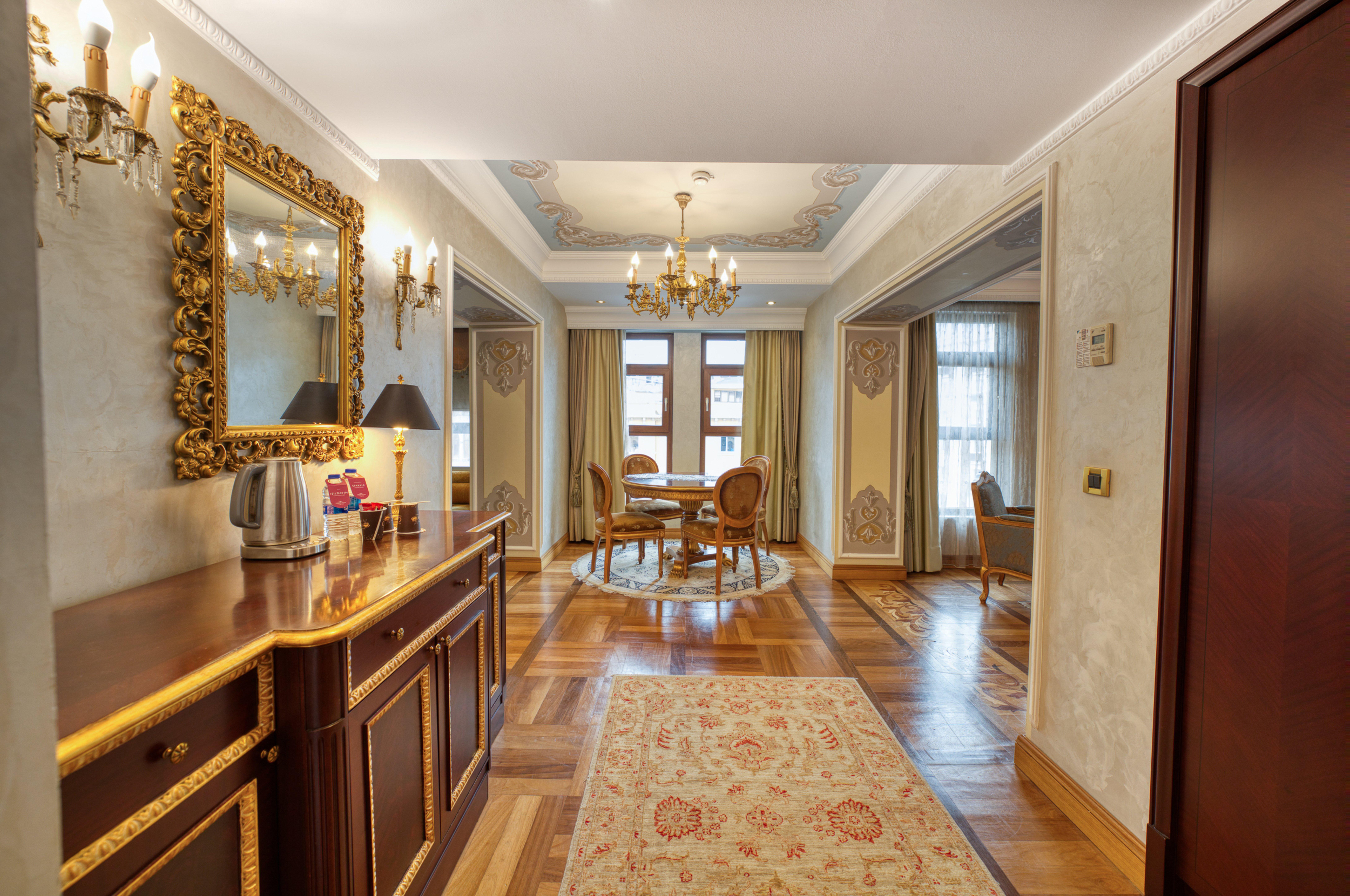 Suite King Bed Non Smoking