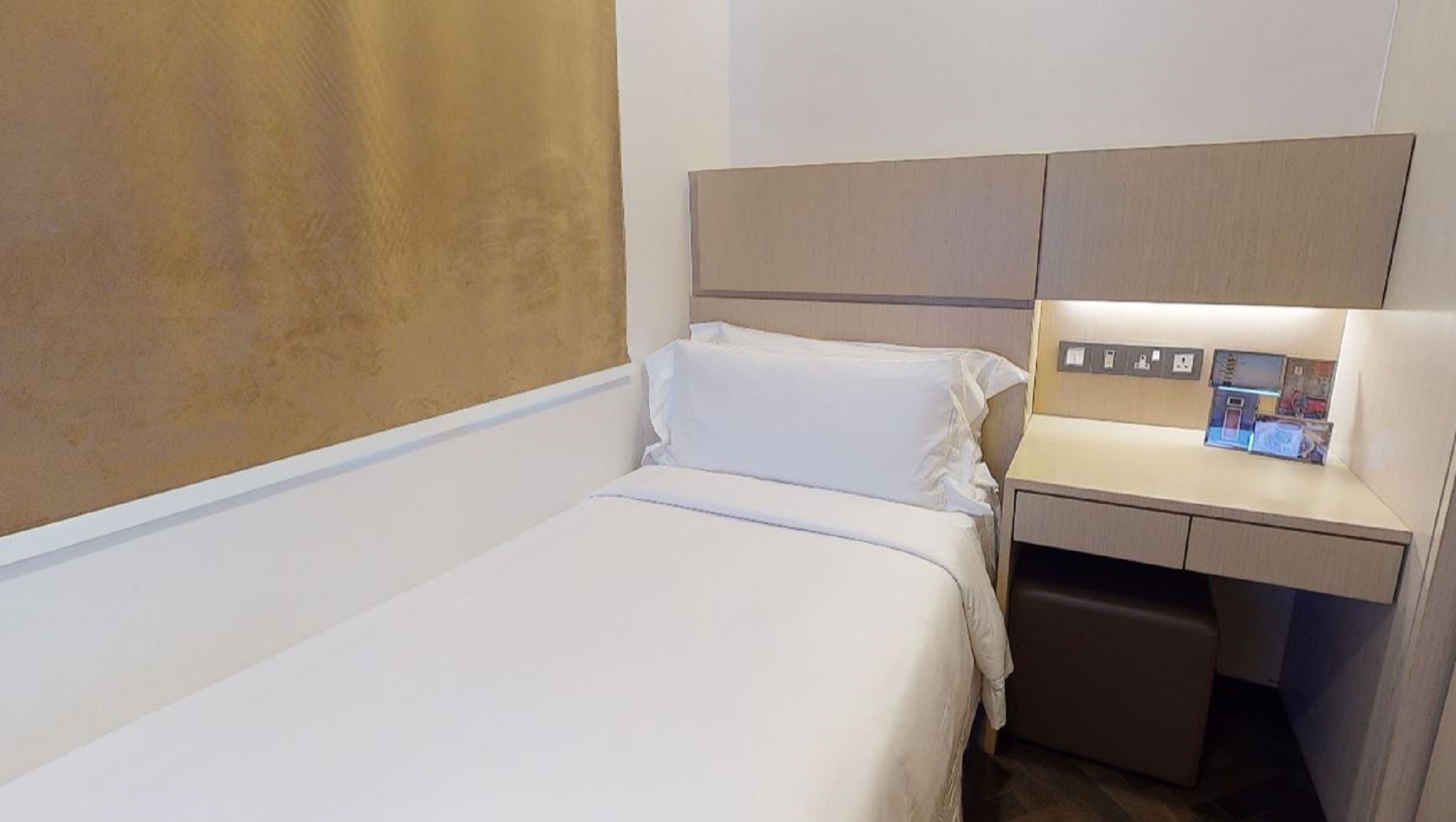 Double or Twin Premier