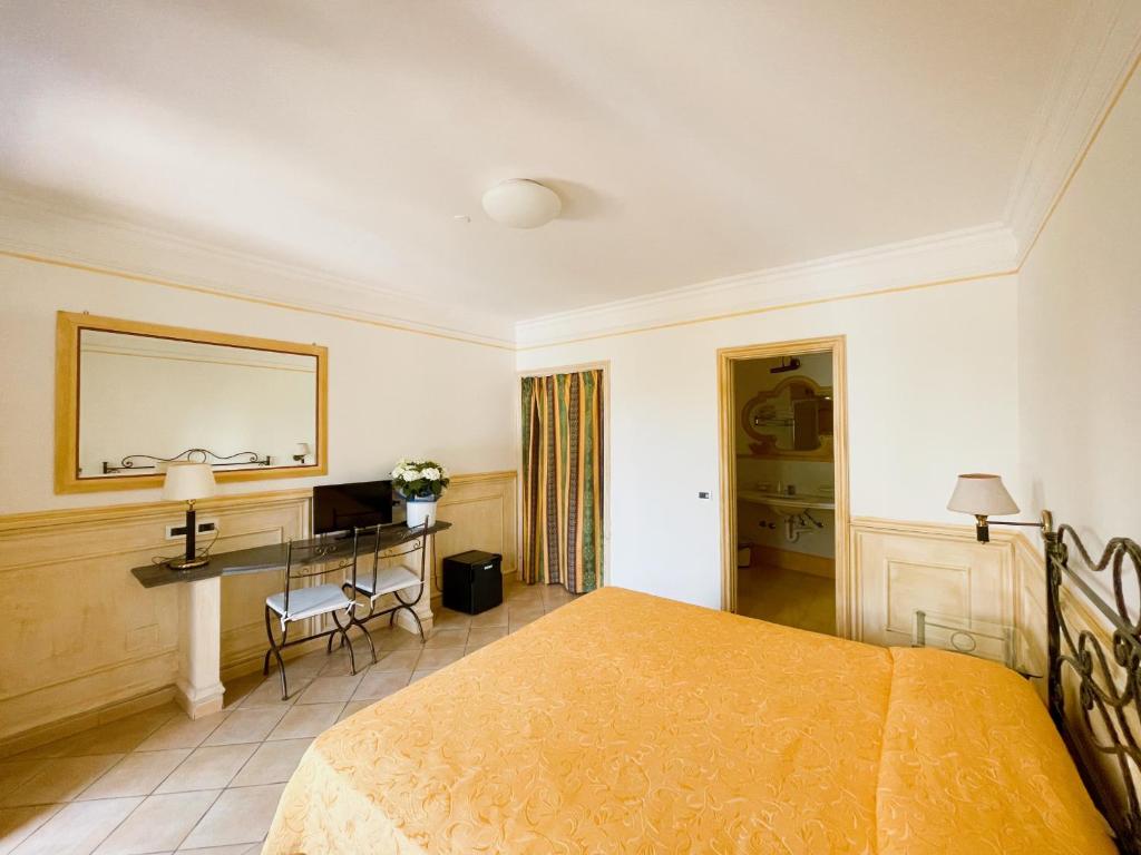 Double or Twin Superior