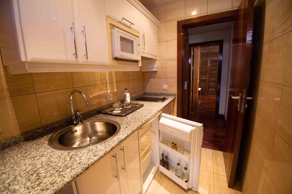 Family Room Capacity 4