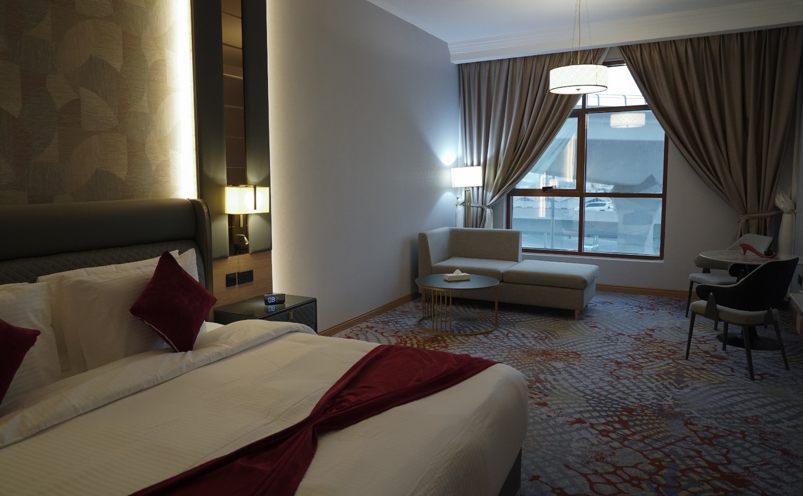 Double Deluxe King Bed