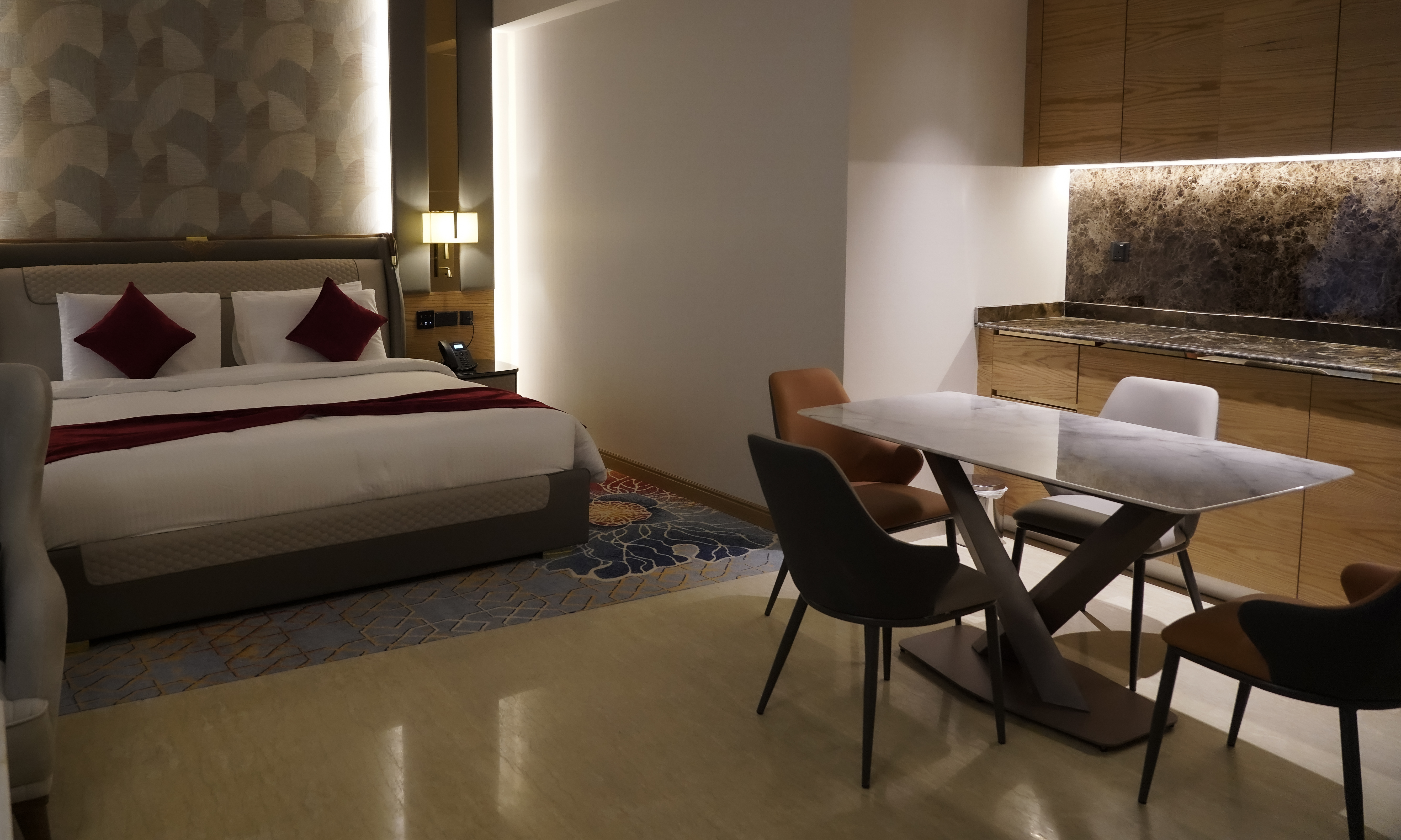 Junior Suite King Size Bed