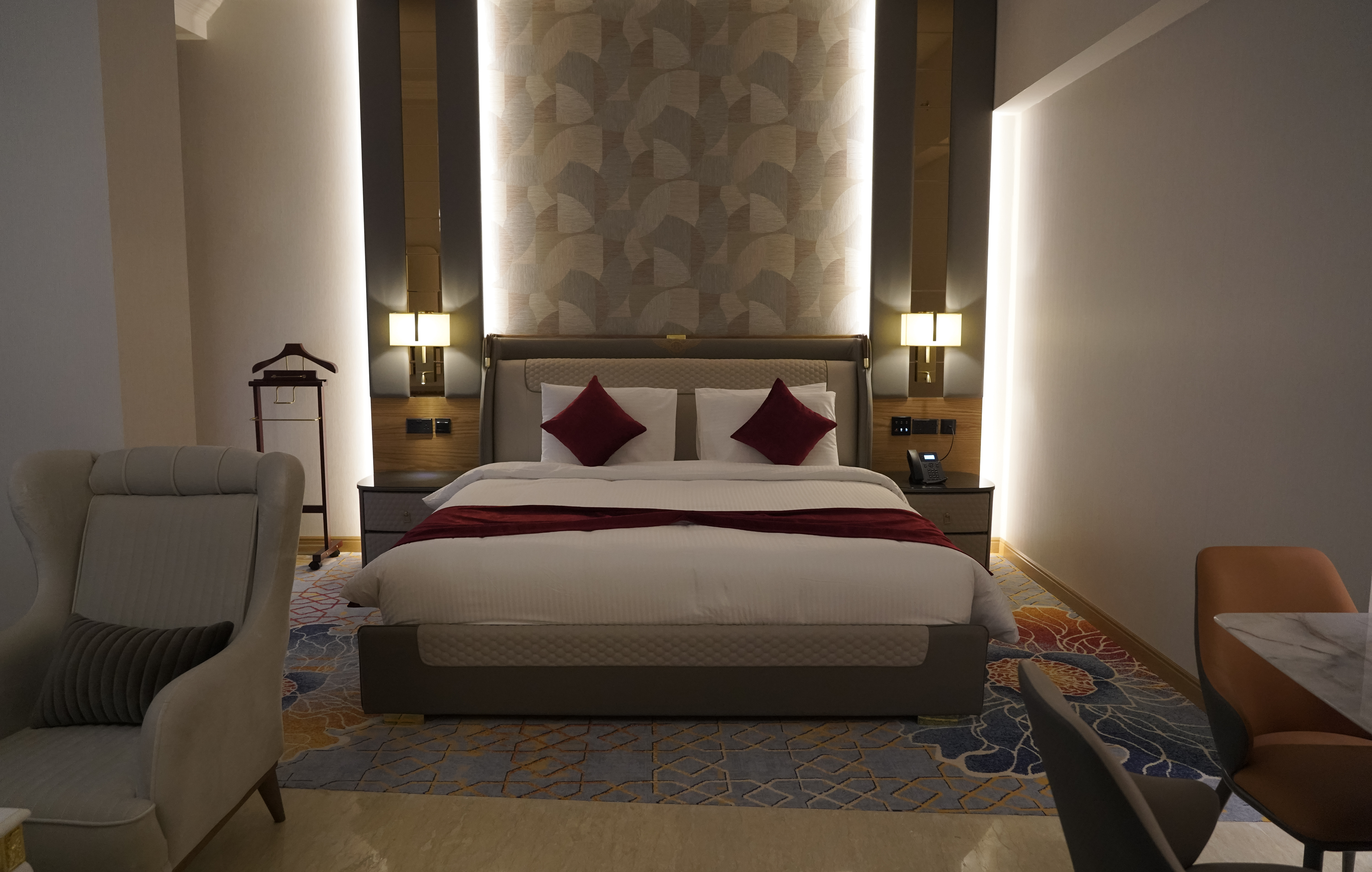 Junior Suite King Size Bed