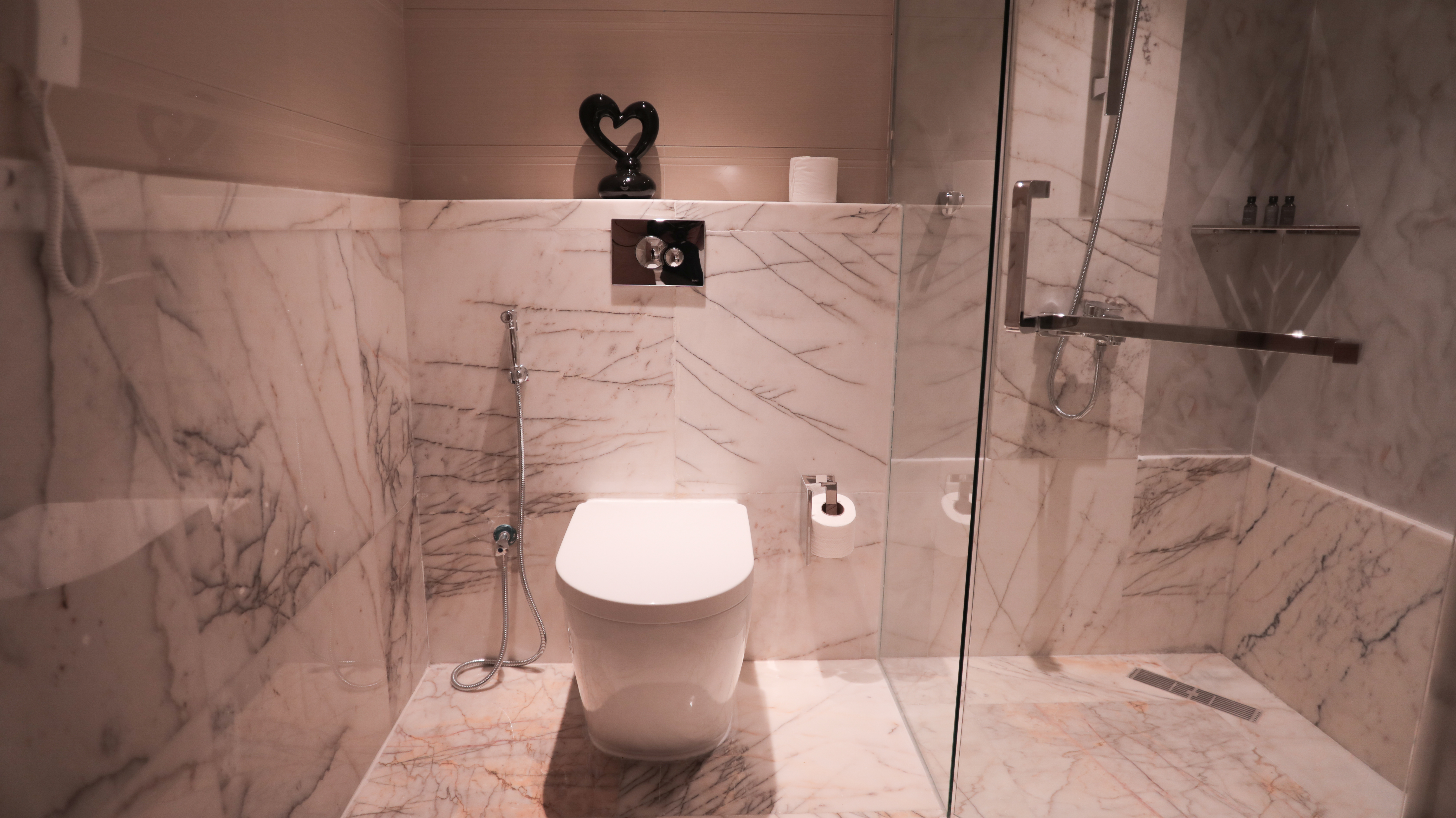 Junior Suite King Size Bed