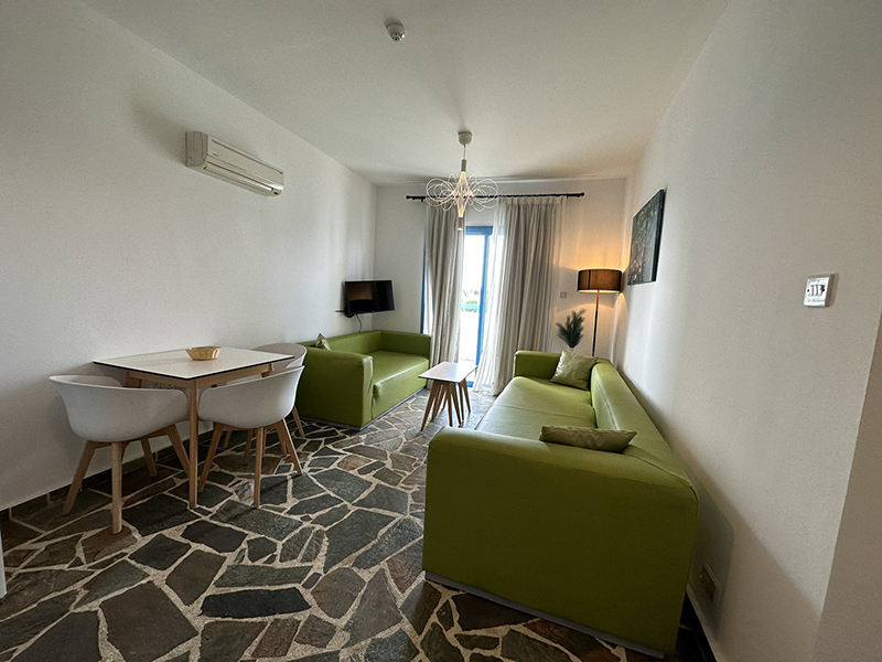 Double Deluxe One Bed