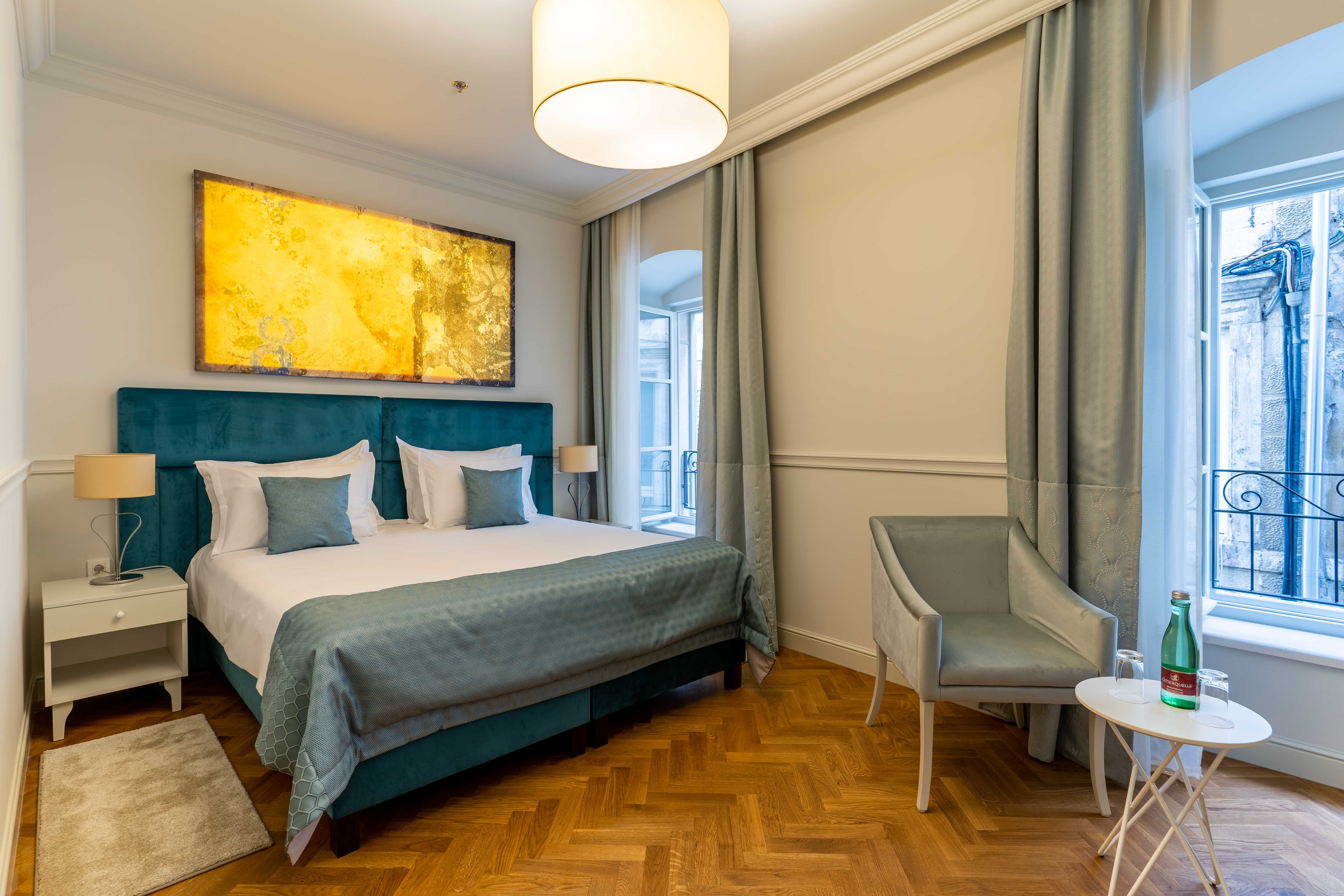 Double or Twin Standard