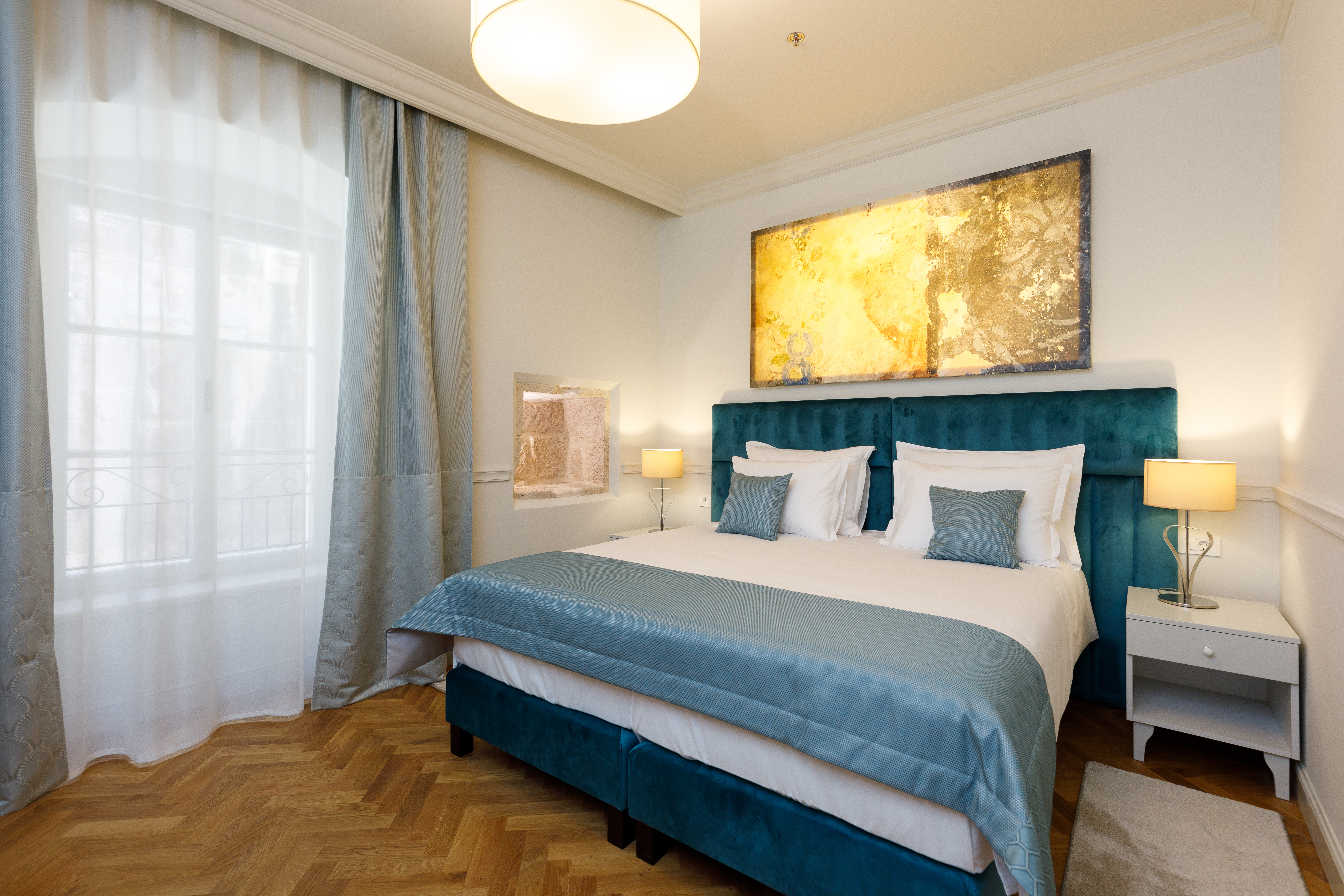 Double or Twin Standard