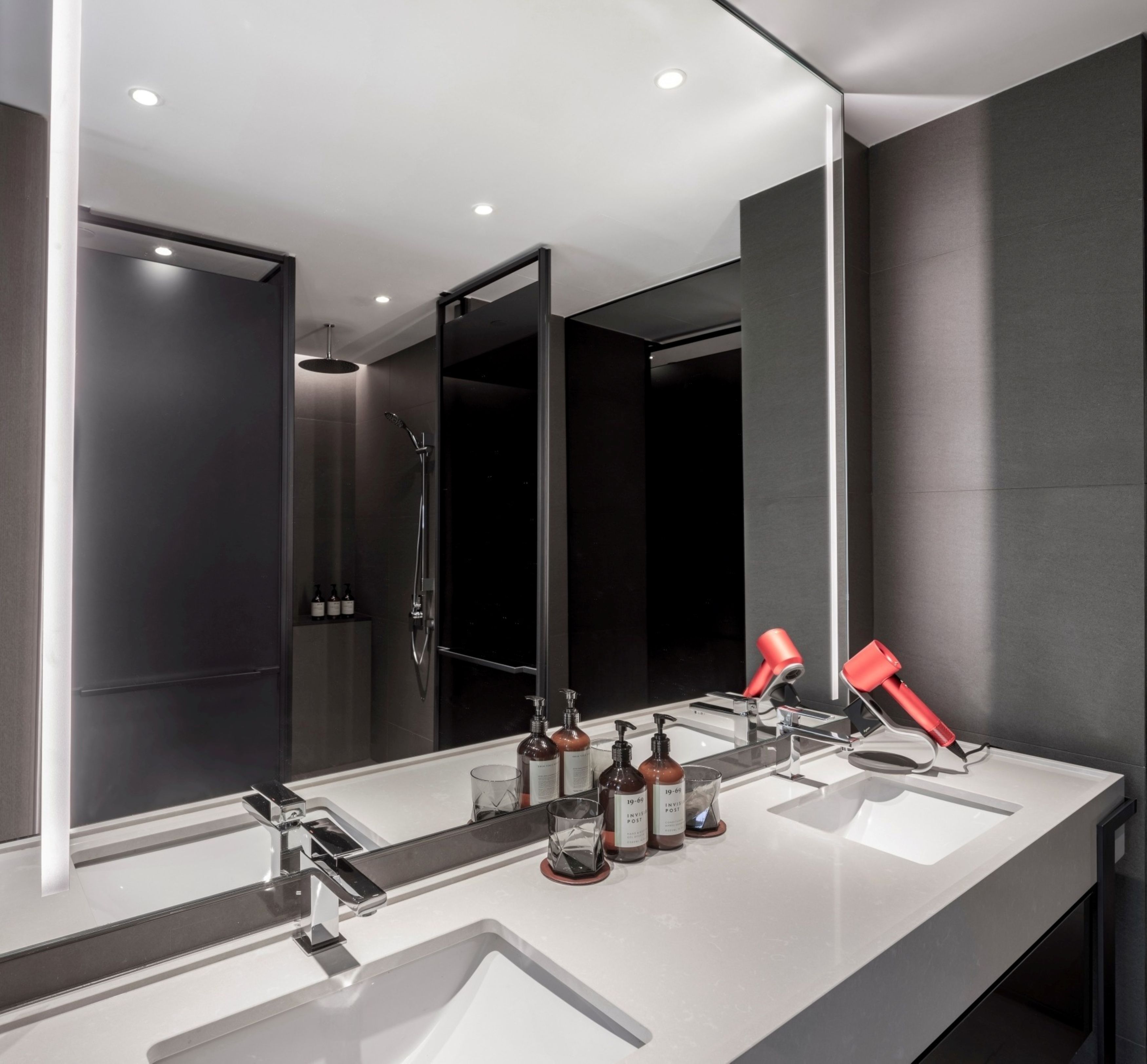 Double Deluxe One Bedroom