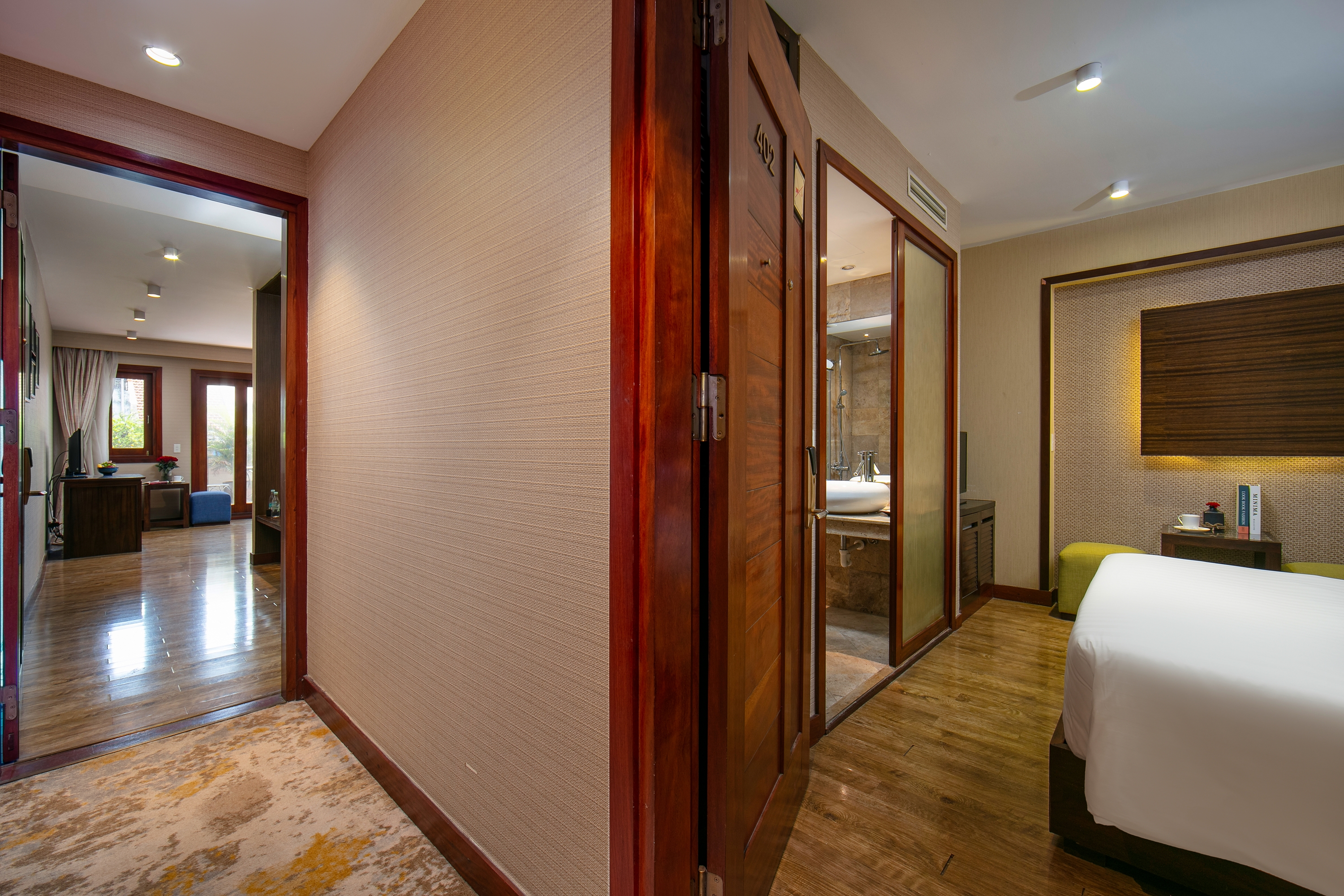 Suite Connecting Room