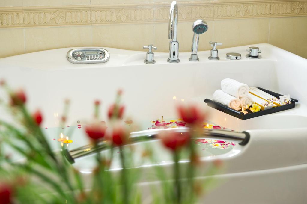 Twin Deluxe City View