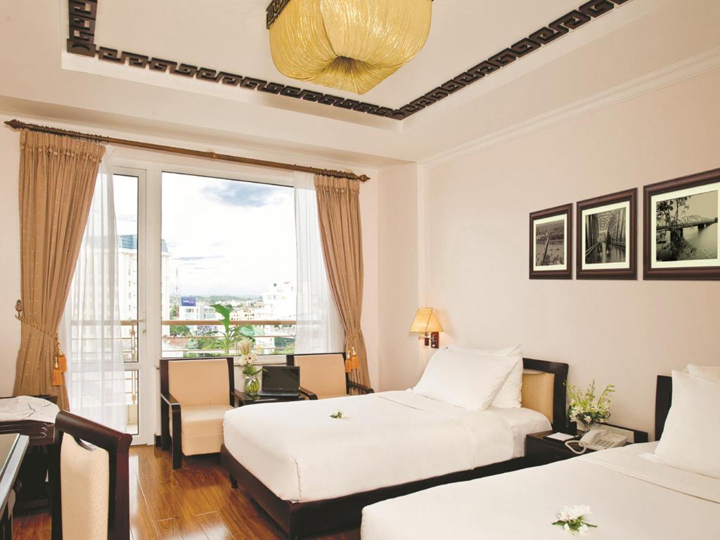 Twin Deluxe with Balcony