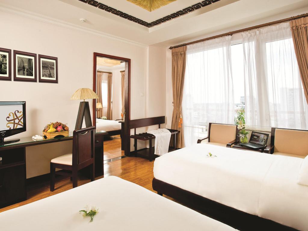 Twin Deluxe with Balcony