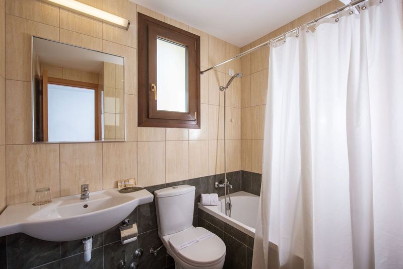 Family Room Garden View