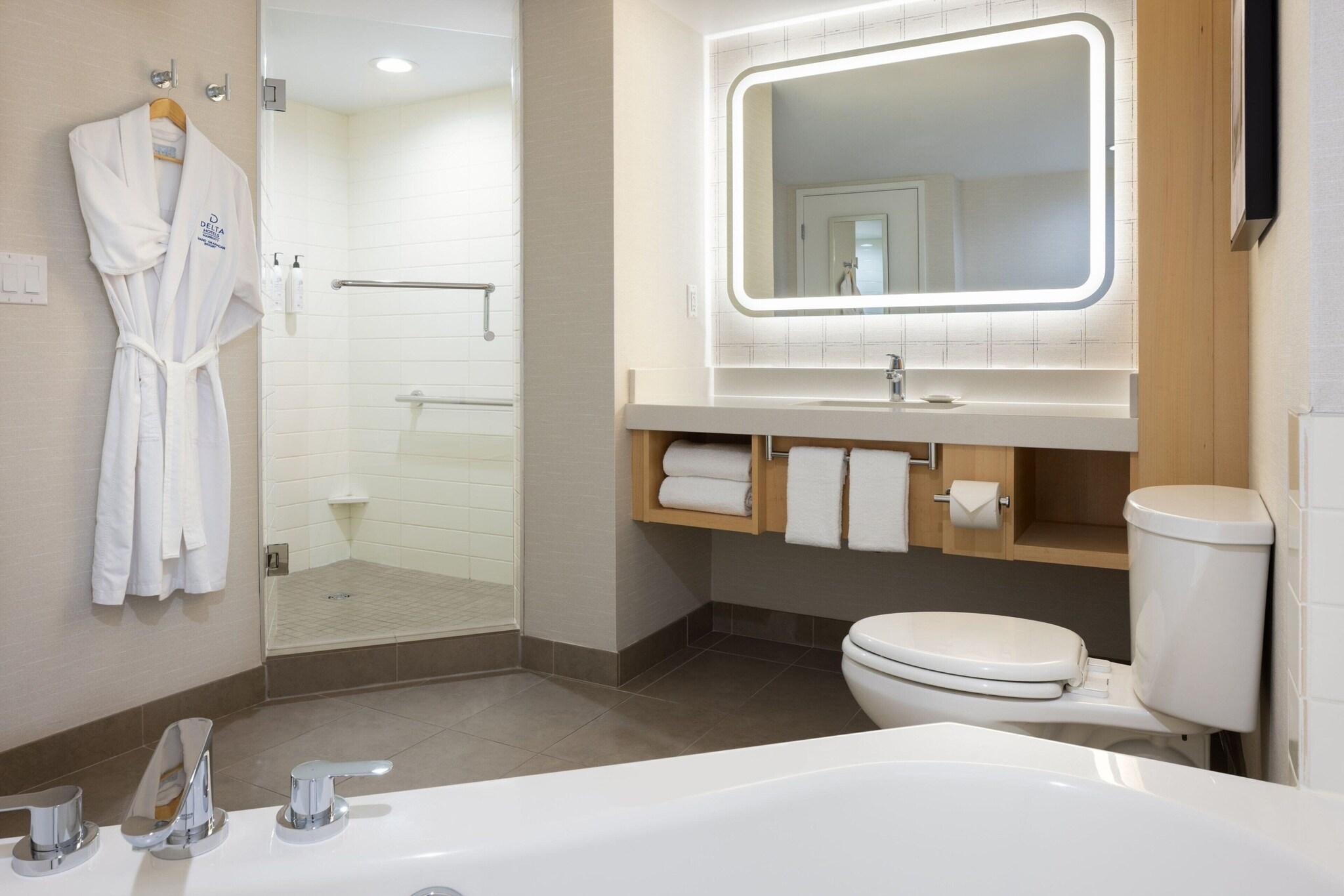 Double City View King Bed