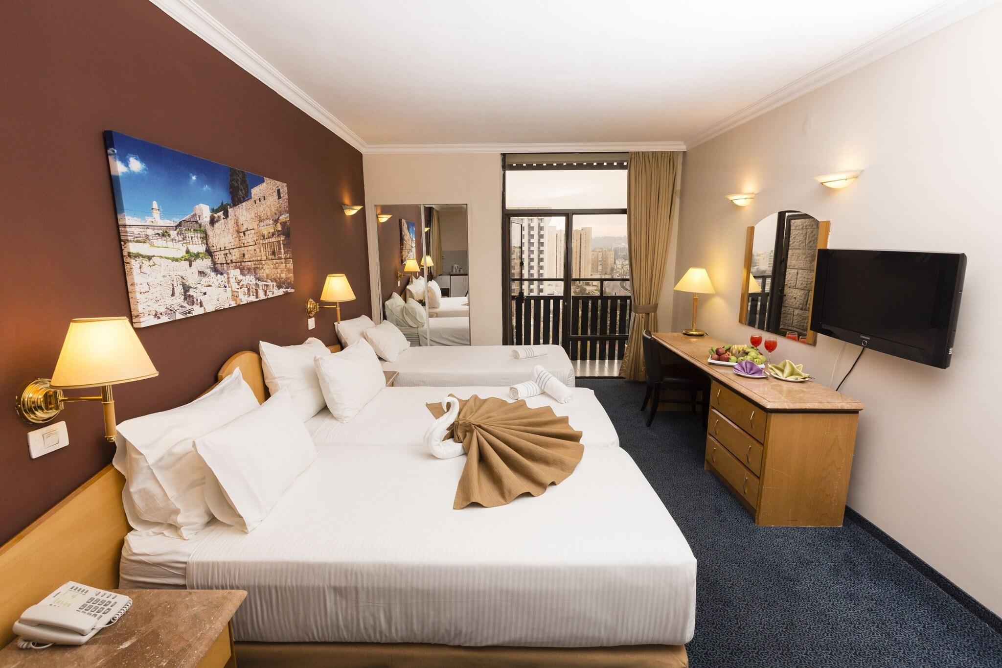 Family Room Two Beds