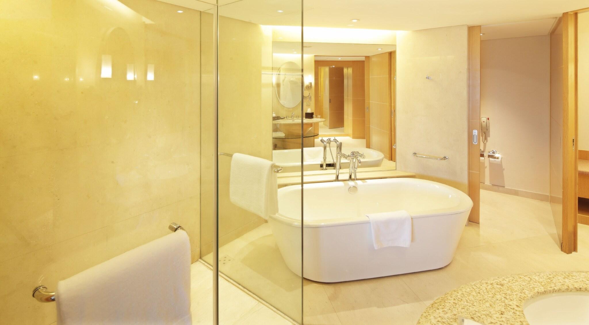 Double Superior King Bed