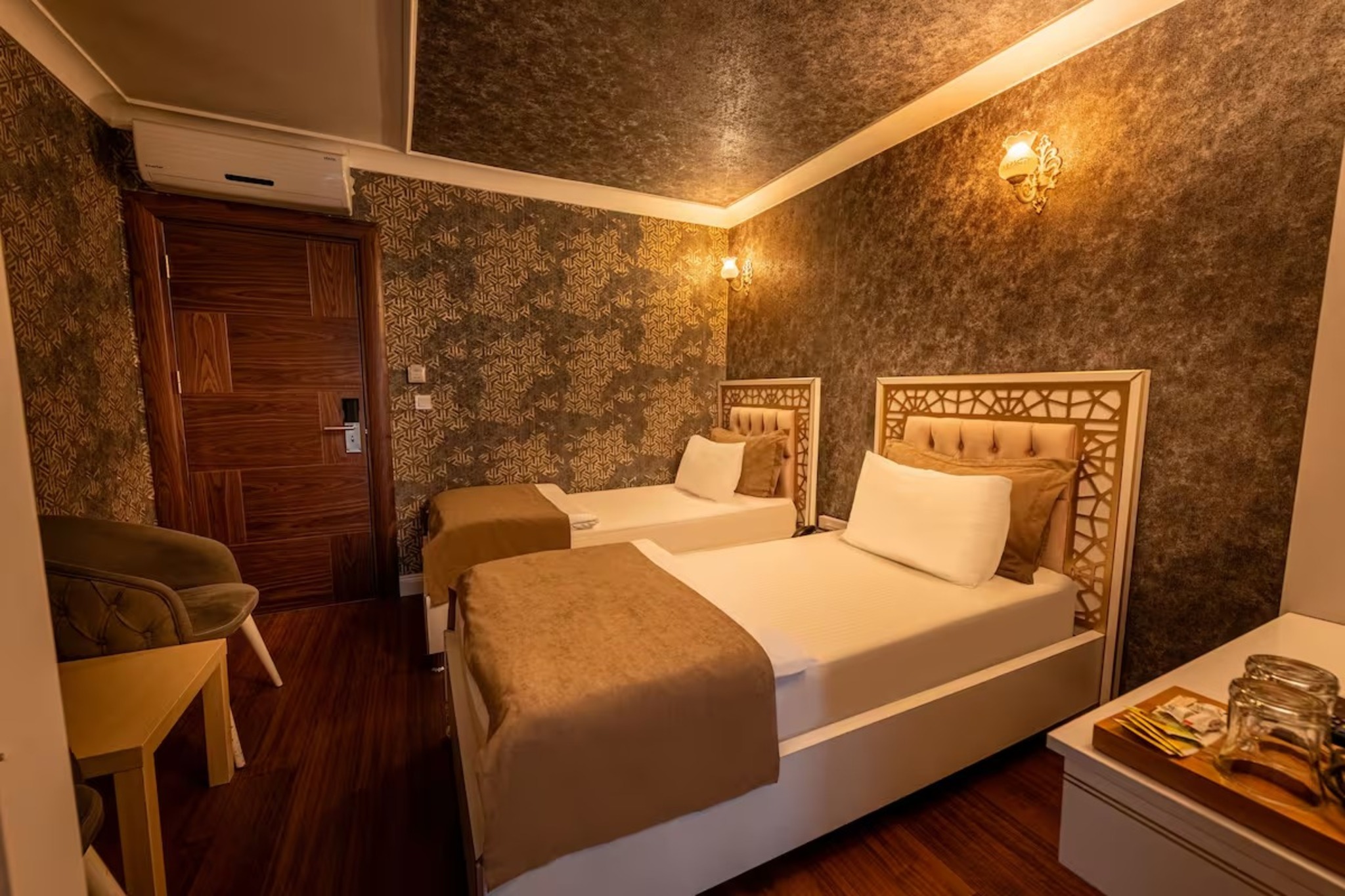 Room Two Double Beds