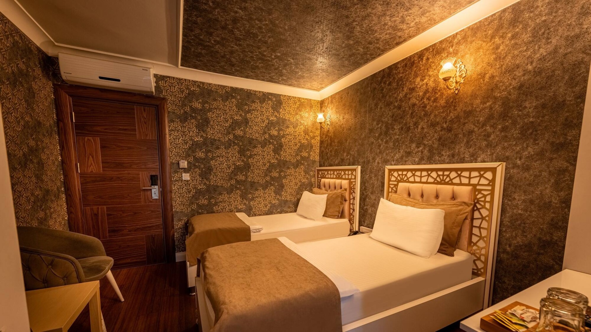 Room Two Double Beds