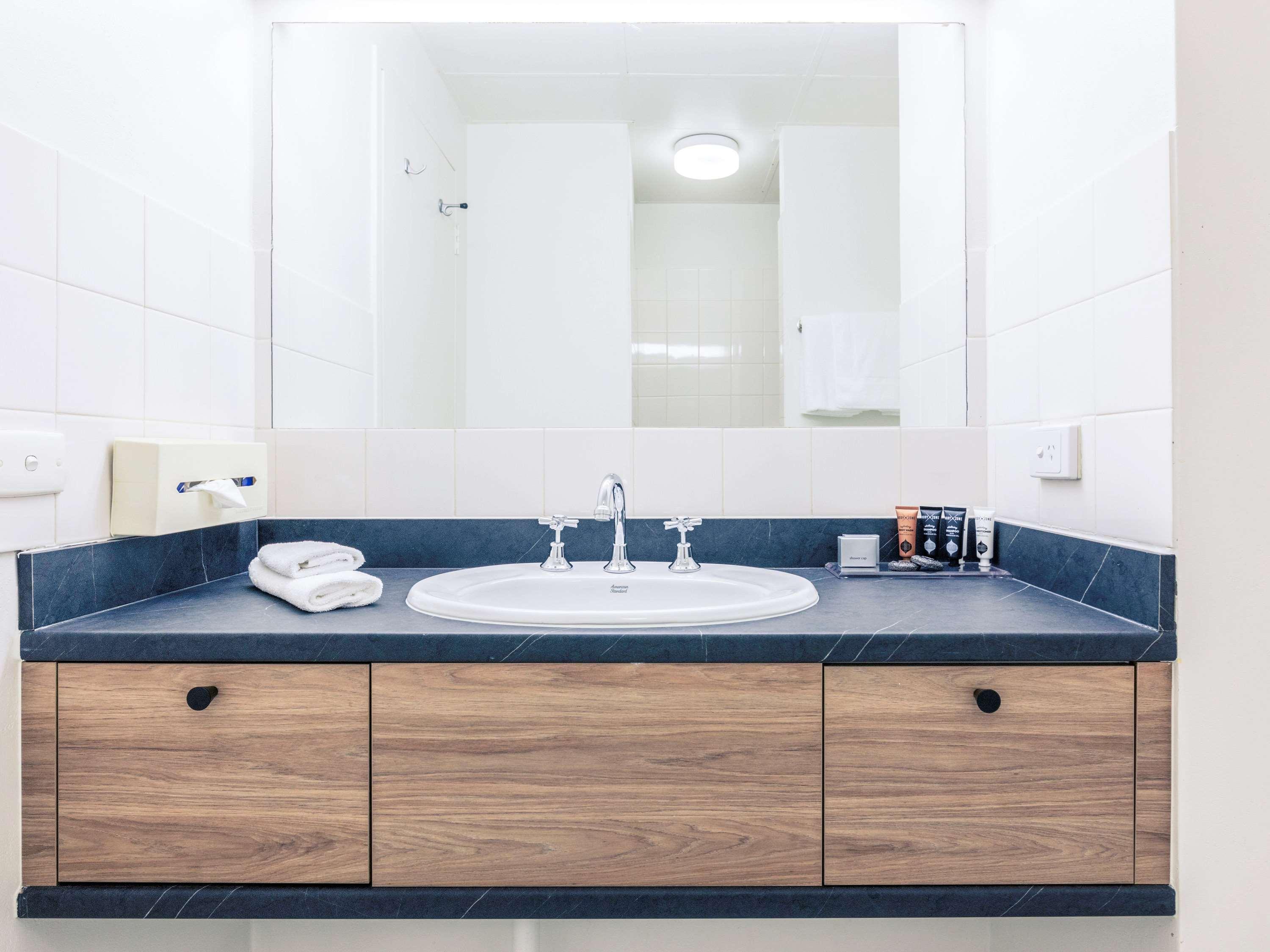 Double Superior Queen Bed