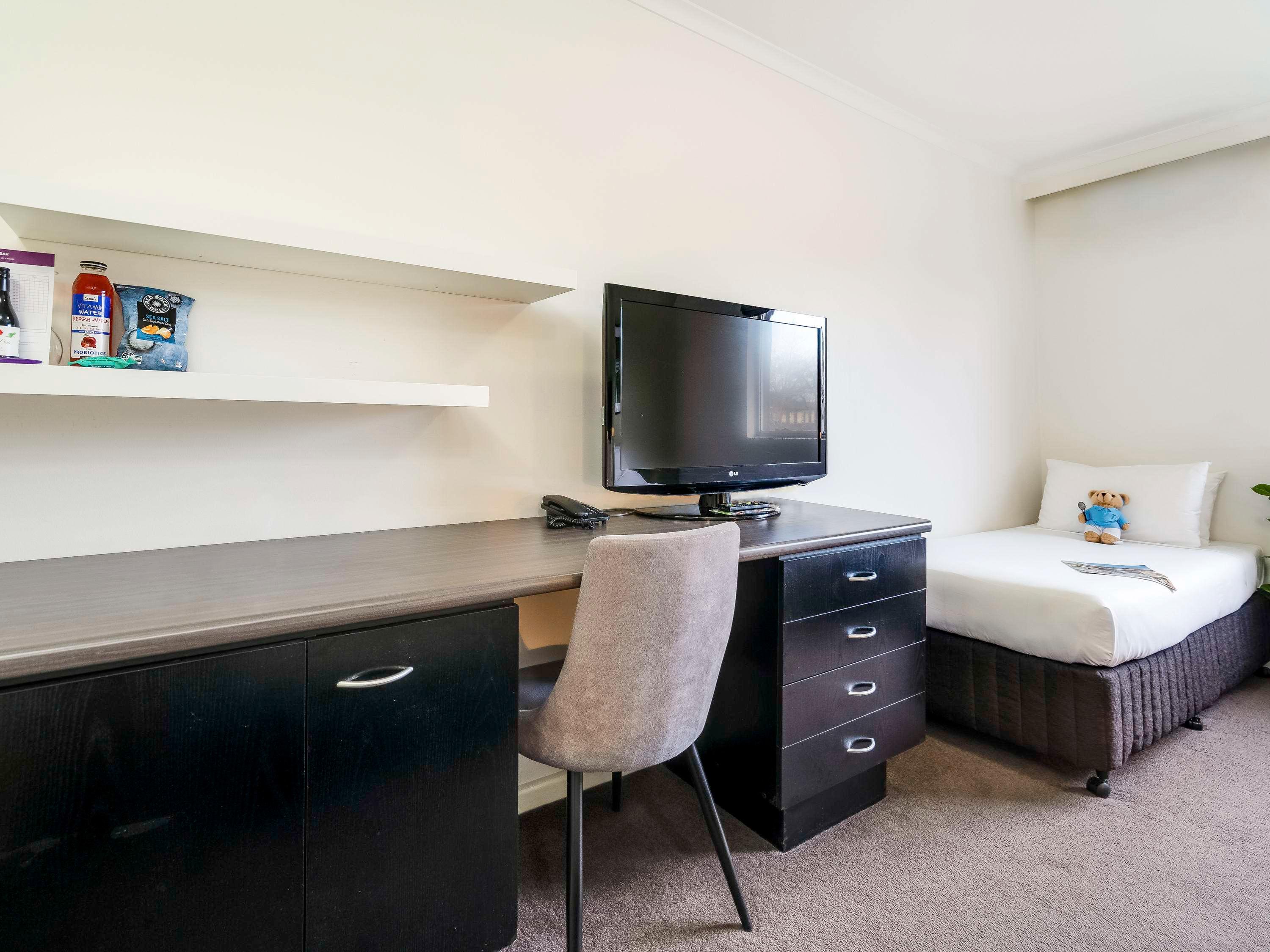 Double Superior Queen Bed