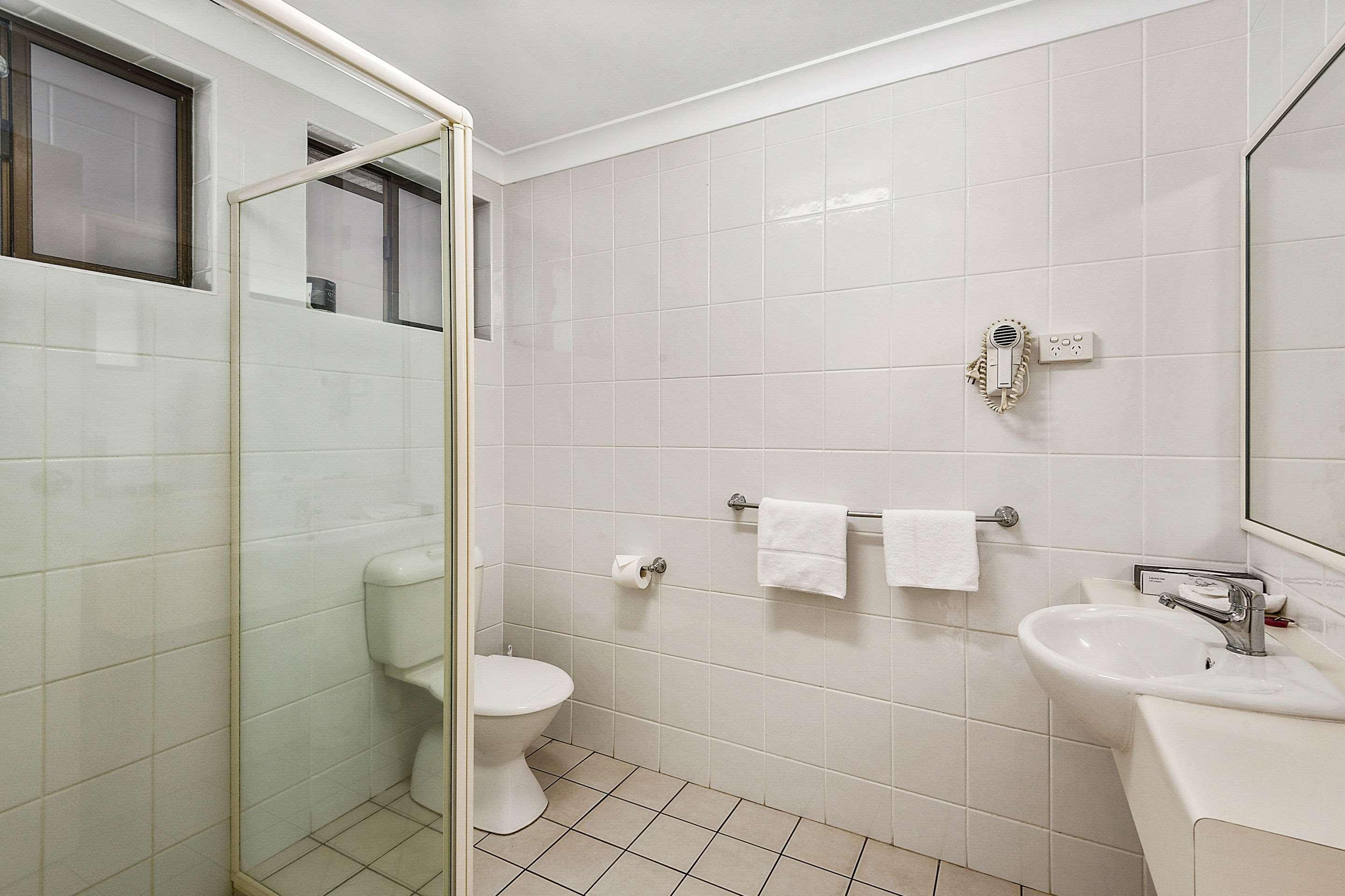 Double Queen Size Bed