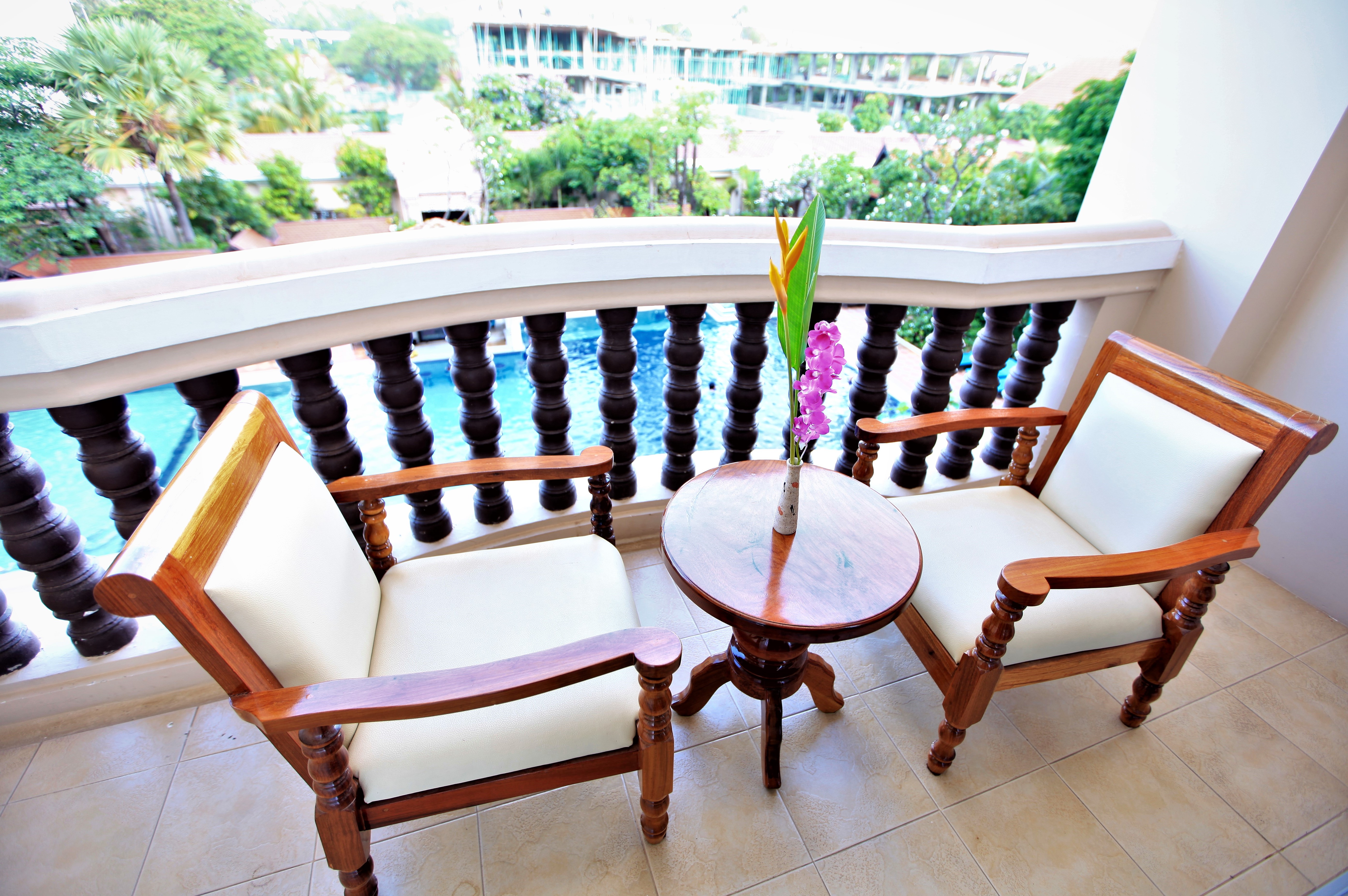 Double Deluxe Pool View