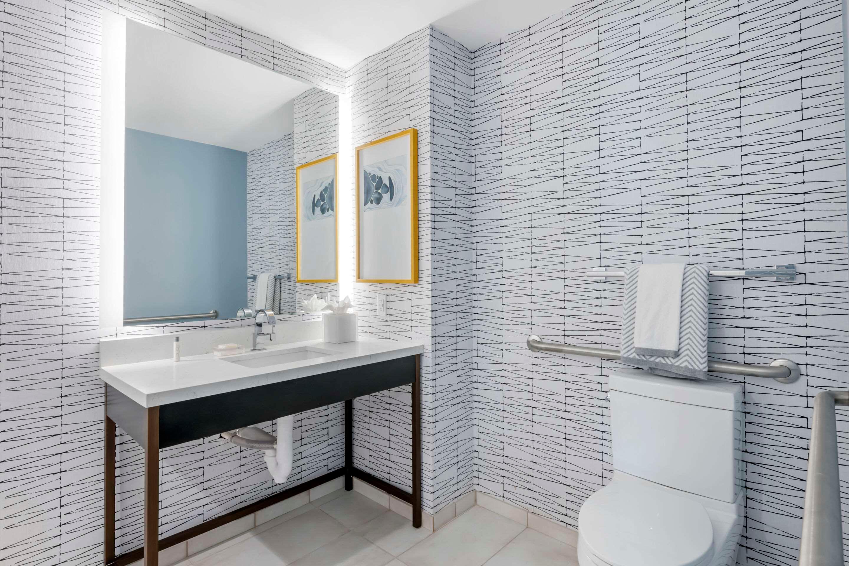 Room Accessible-two Queen Beds