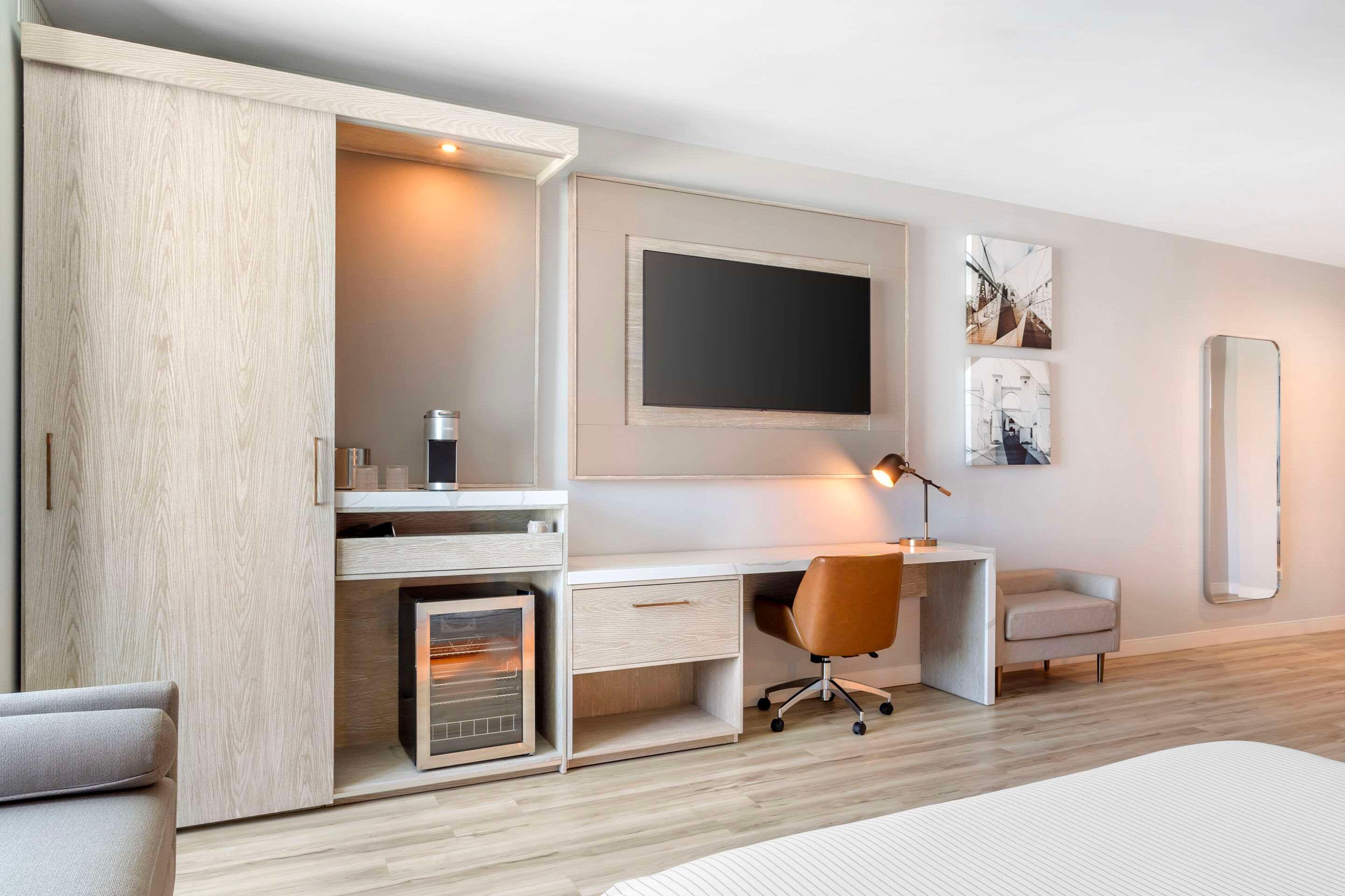 Room Accessible-two Queen Beds