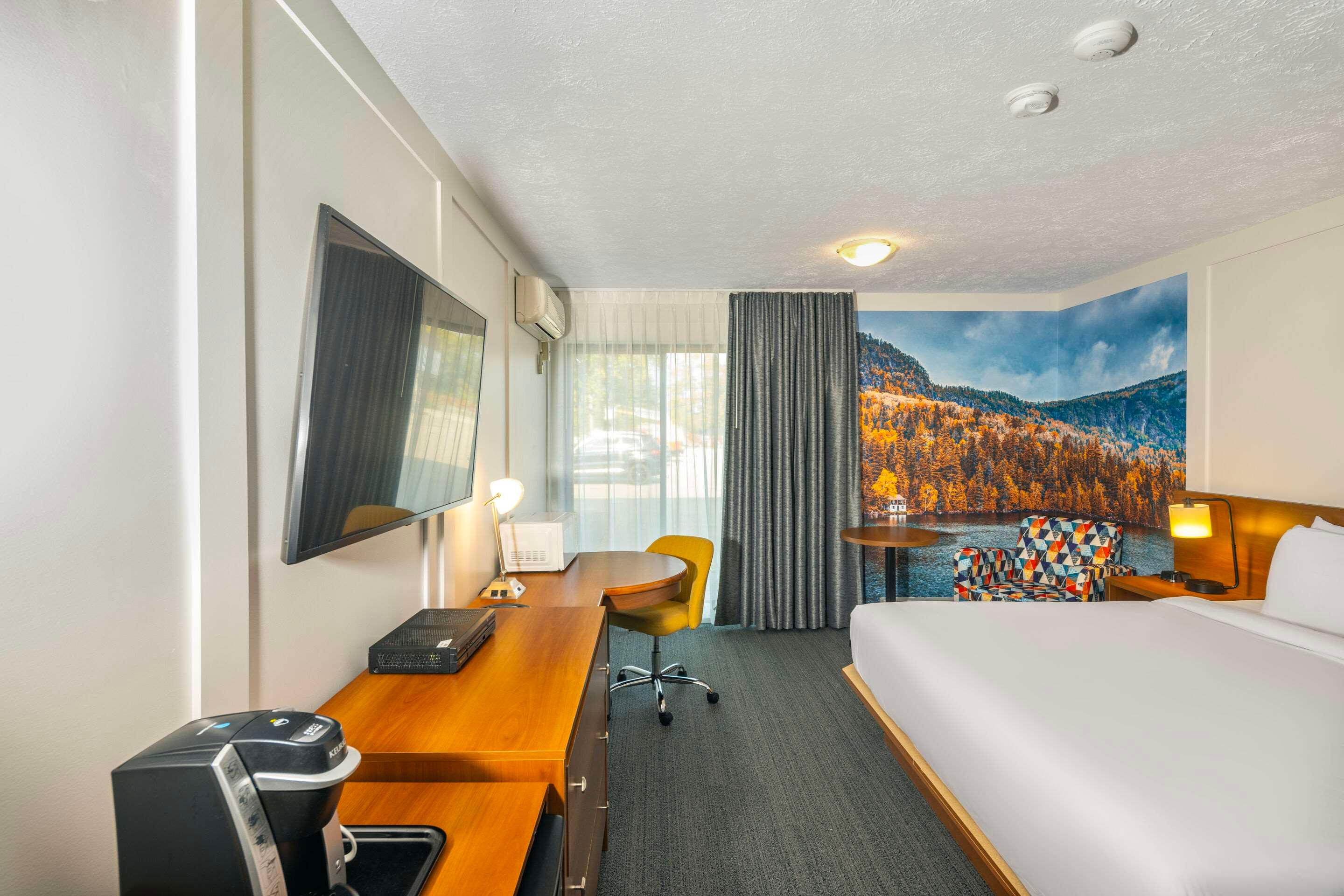 Double Accessible King Size Bed