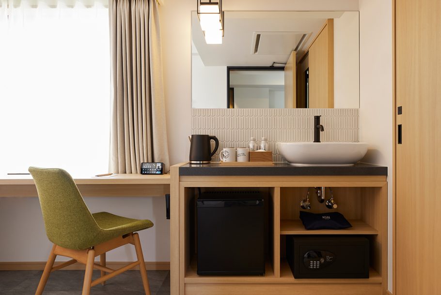 Double Accessible King Size Bed