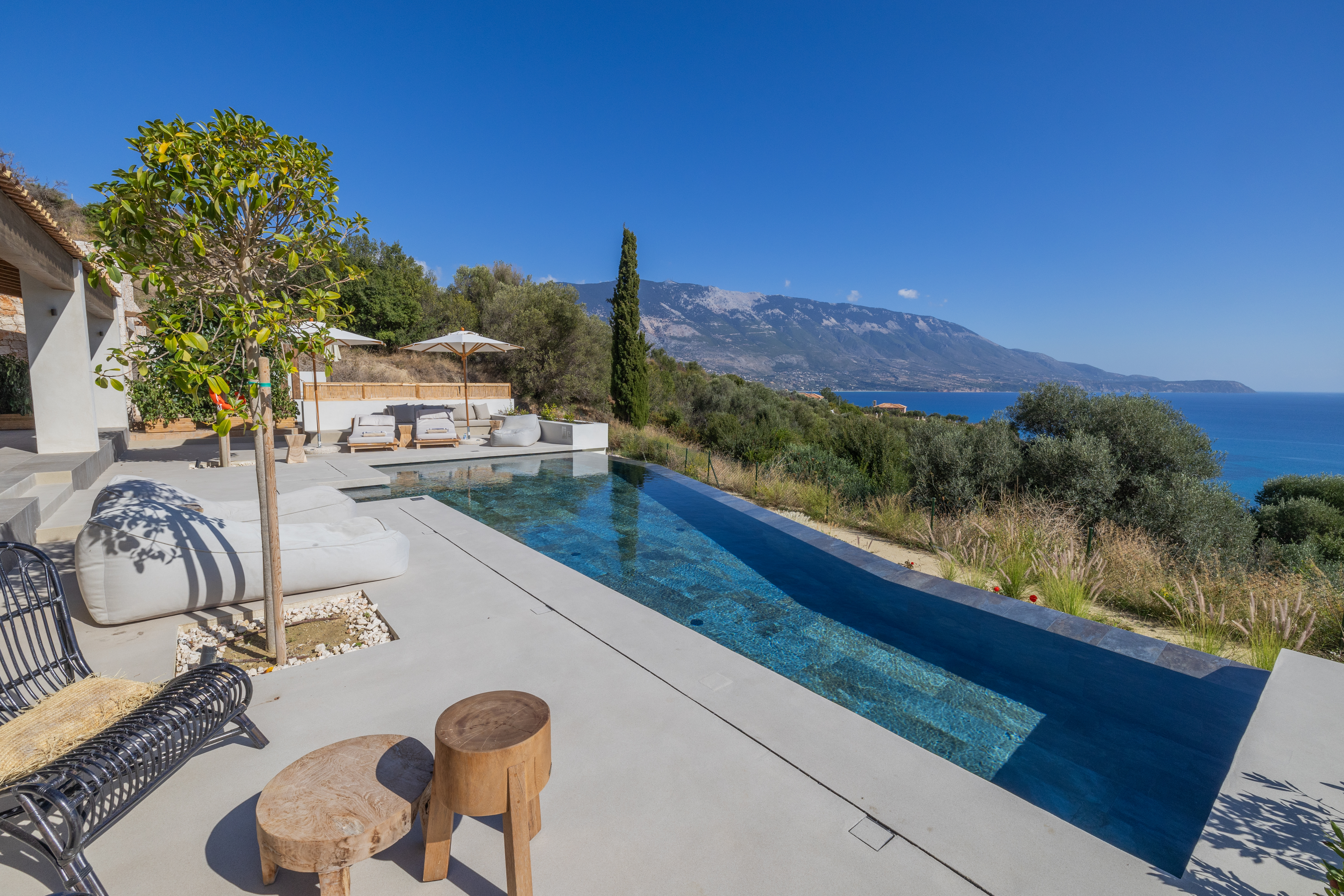 Villa Three Bedrooms with Private Pool