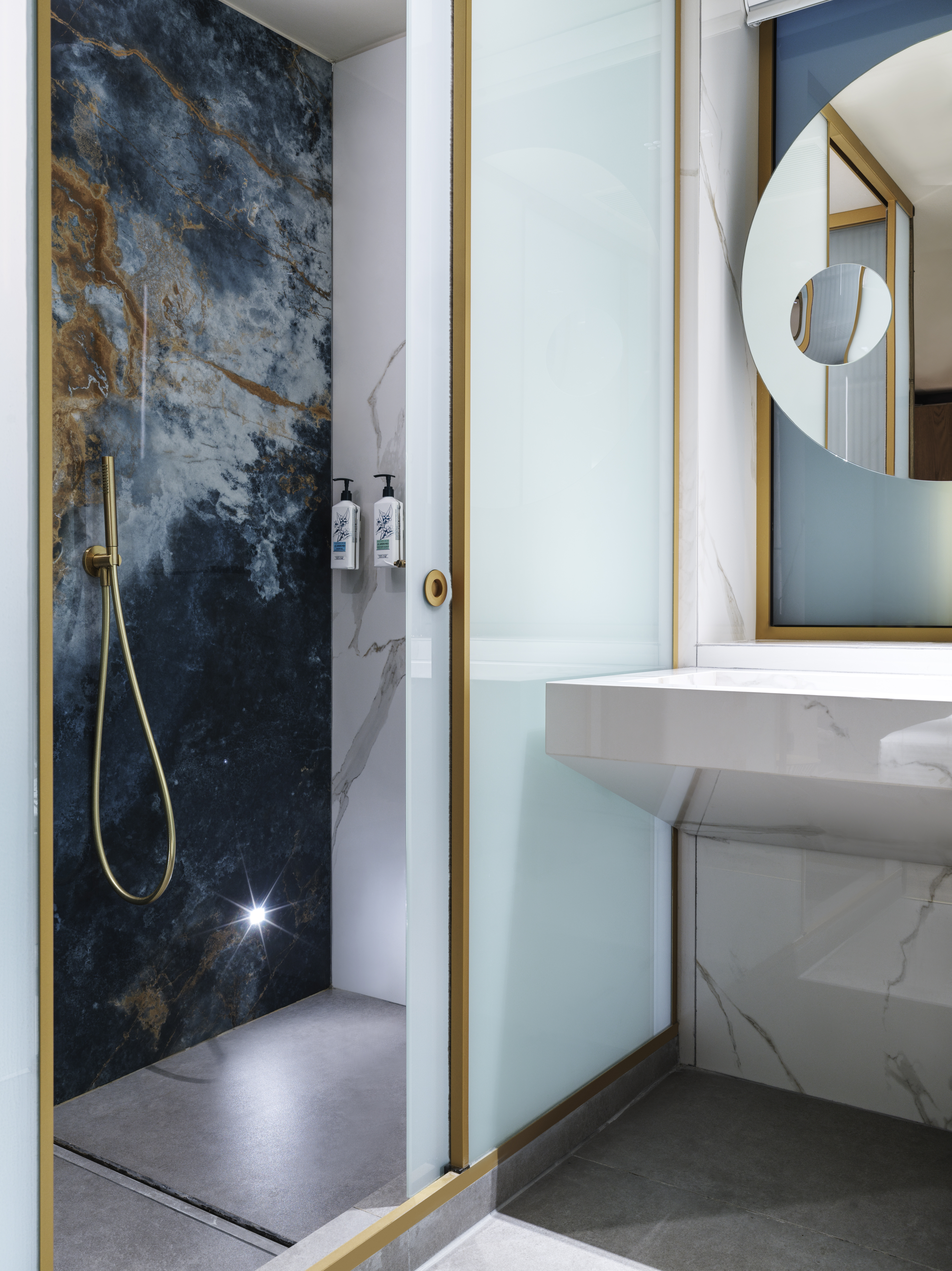 Double or Twin Economy