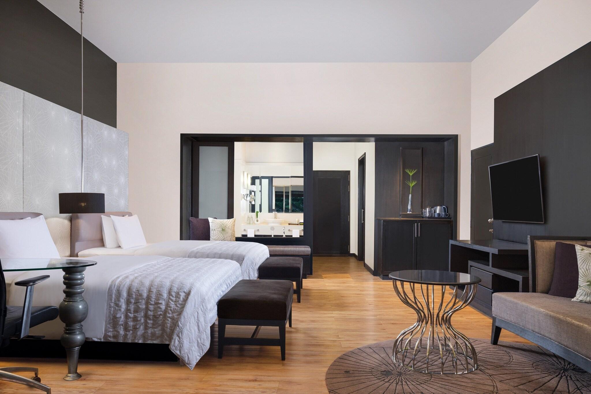 Quadruple Two Queen Beds Pool View