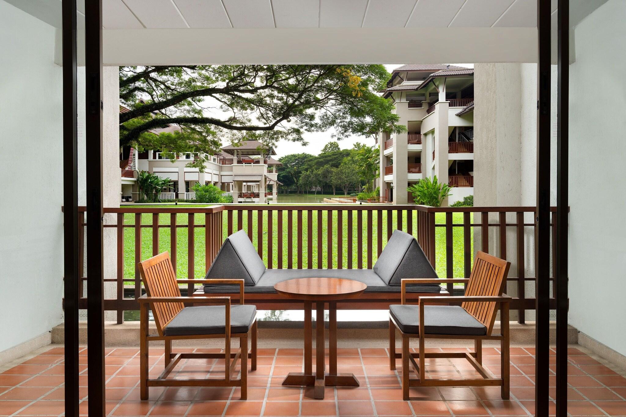 Quadruple Garden View with Balcony