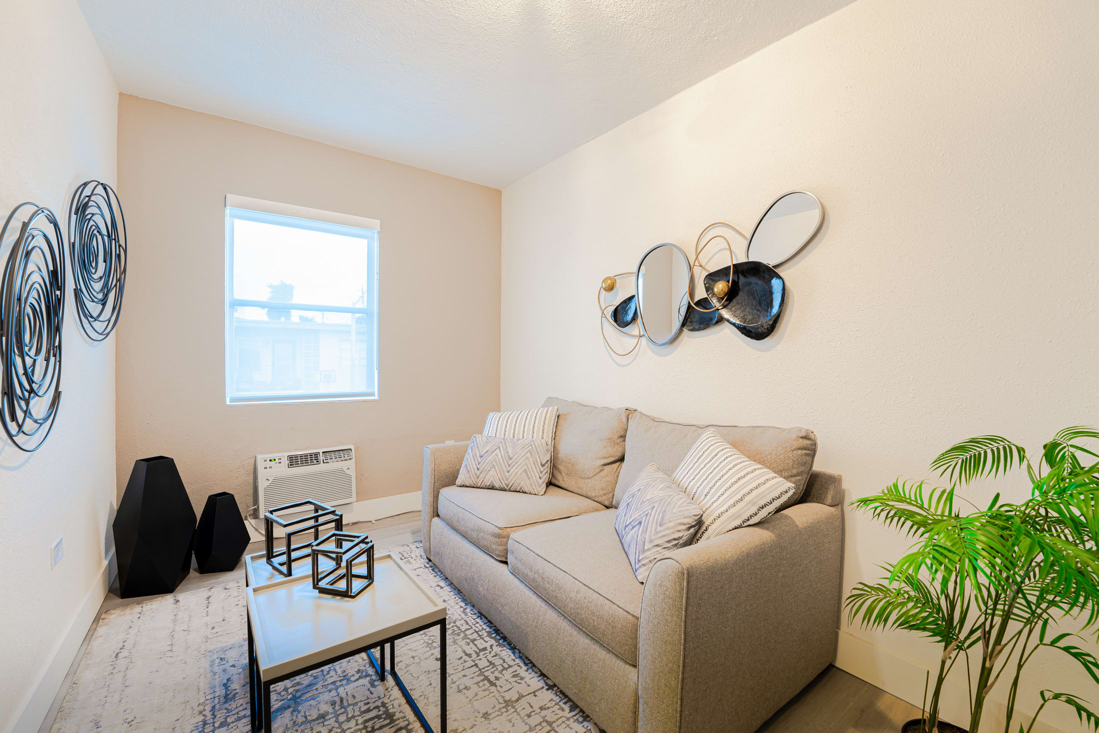 Apartment Two Bedrooms One Bathroom