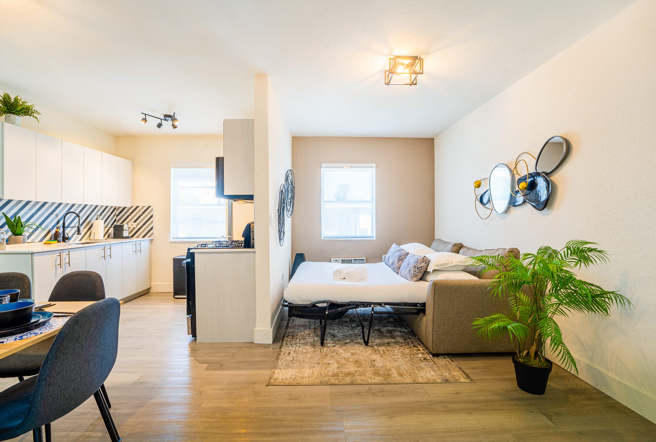 Apartment Two Bedrooms One Bathroom