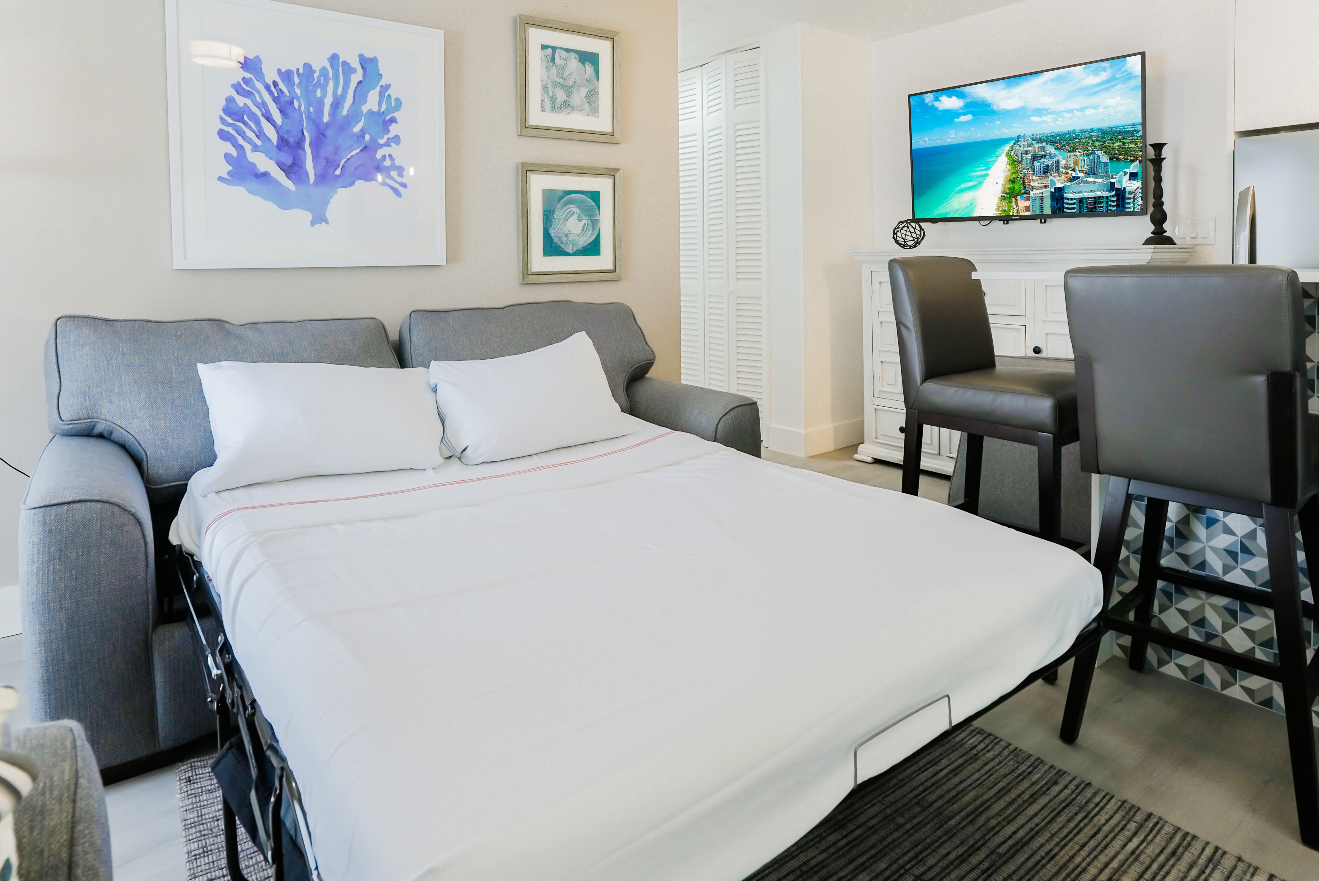 Apartment One Bedroom One Bathroom