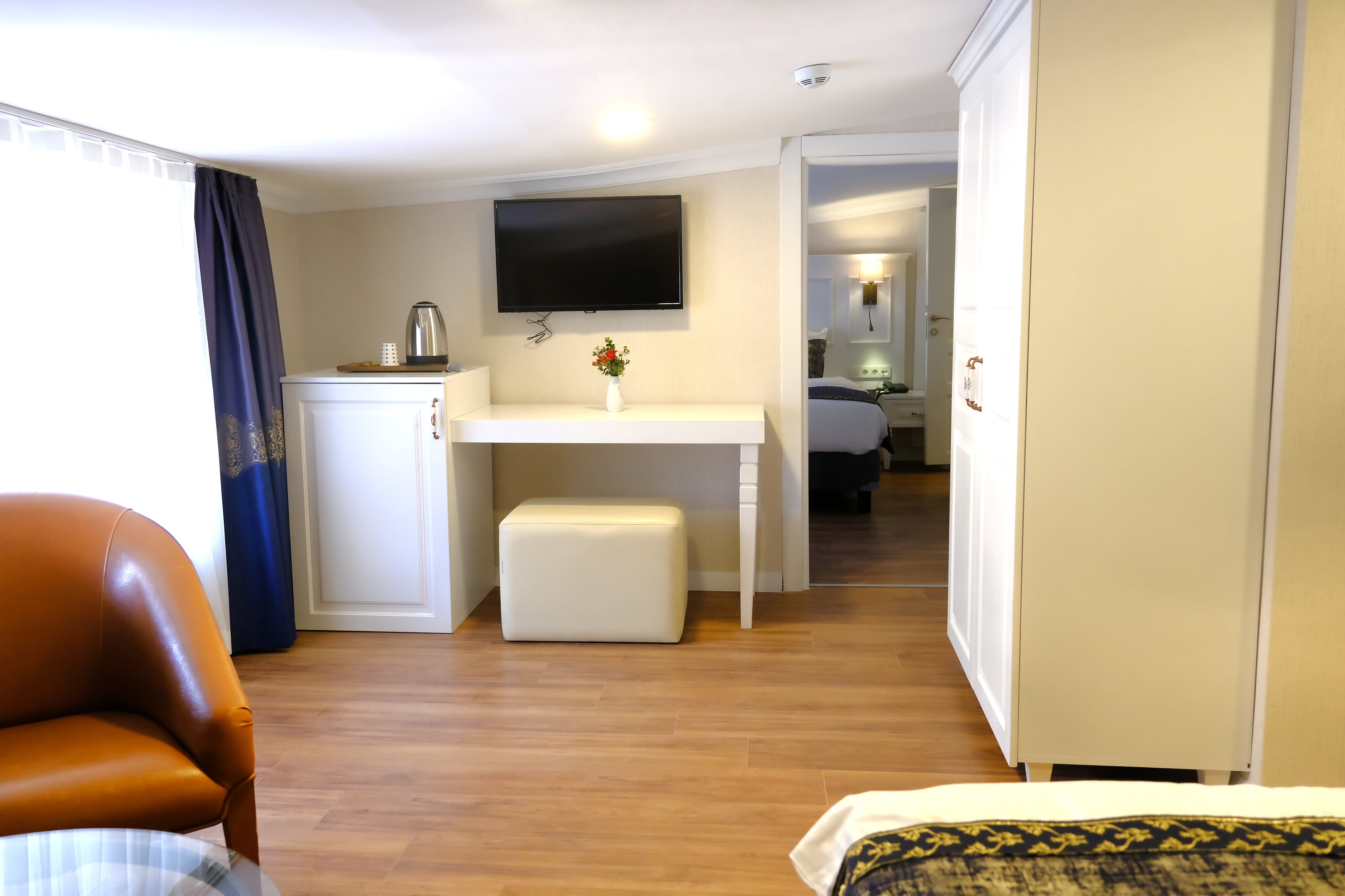 Family Room Connecting Room