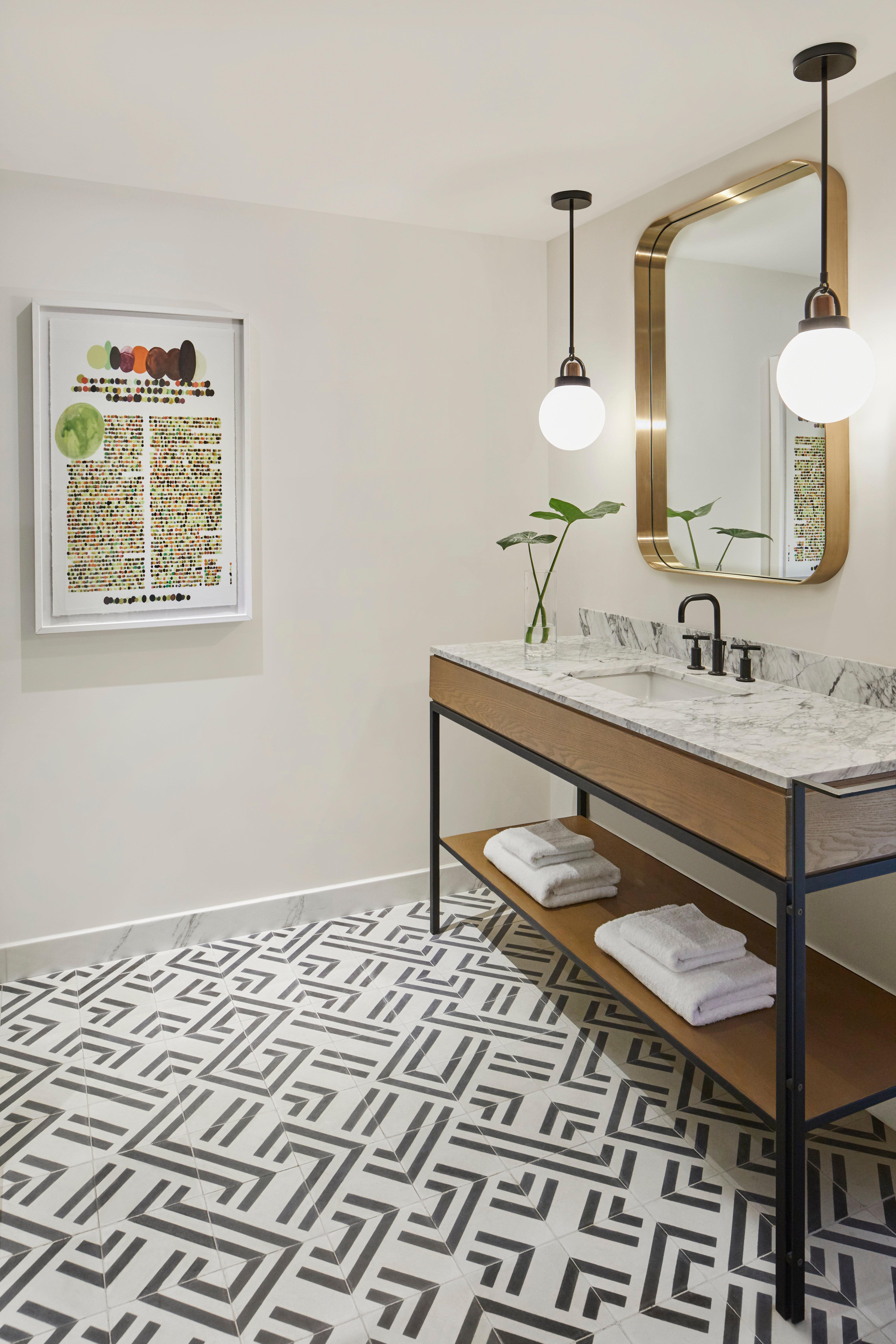 Double Two Queen Beds Premium